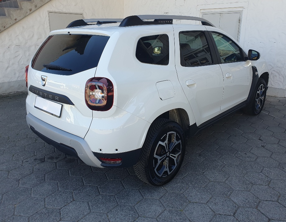 DACIA Duster TCe 125 Prestige 4x4-image-2