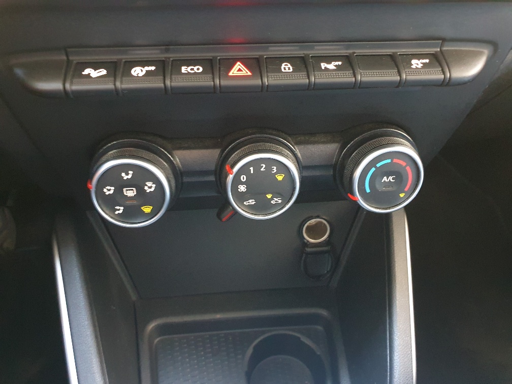 DACIA Duster TCe 125 Prestige 4x4-image-13