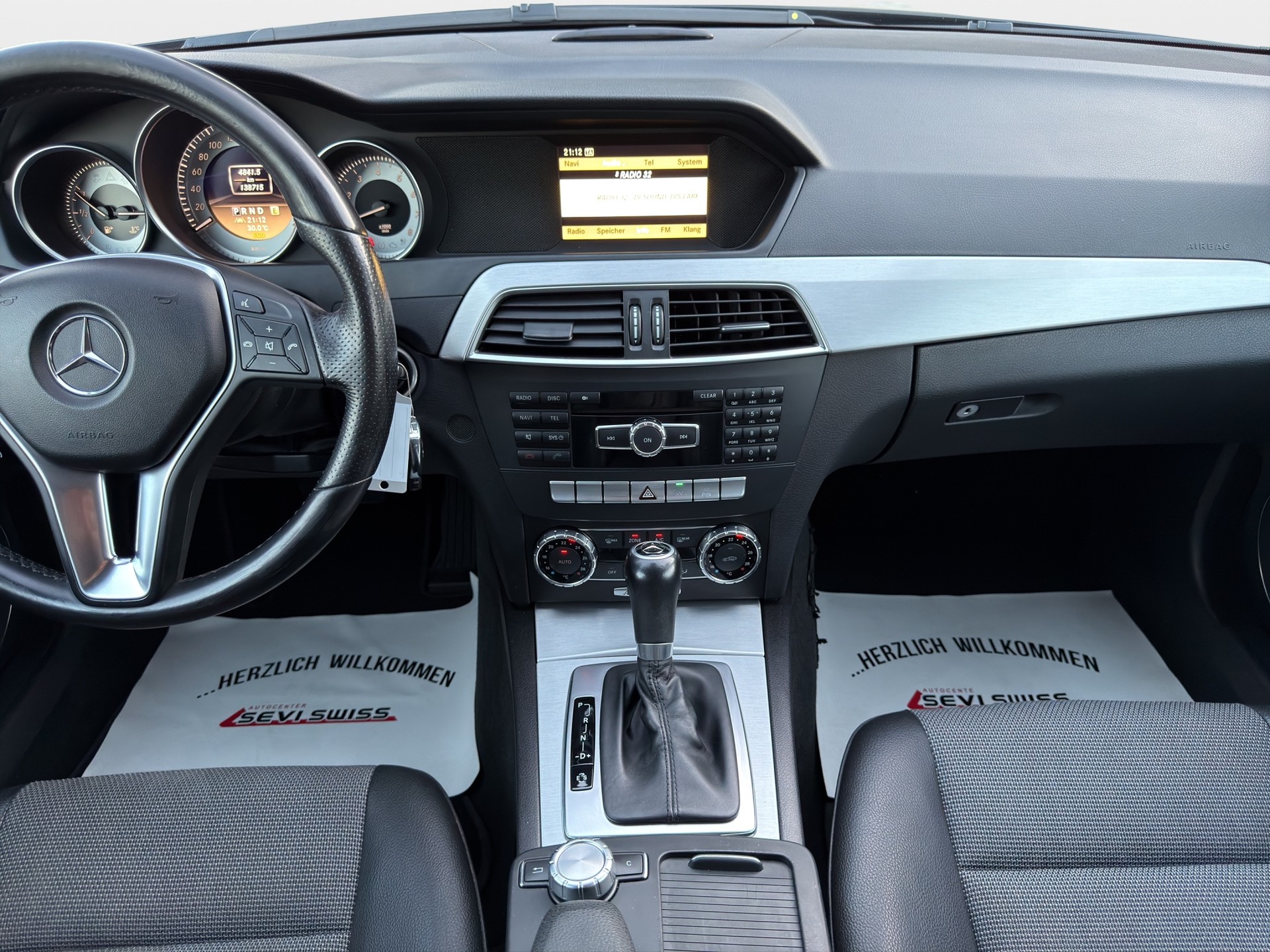 MERCEDES-BENZ C 250 Avantgarde 7G-Tronic-image-12
