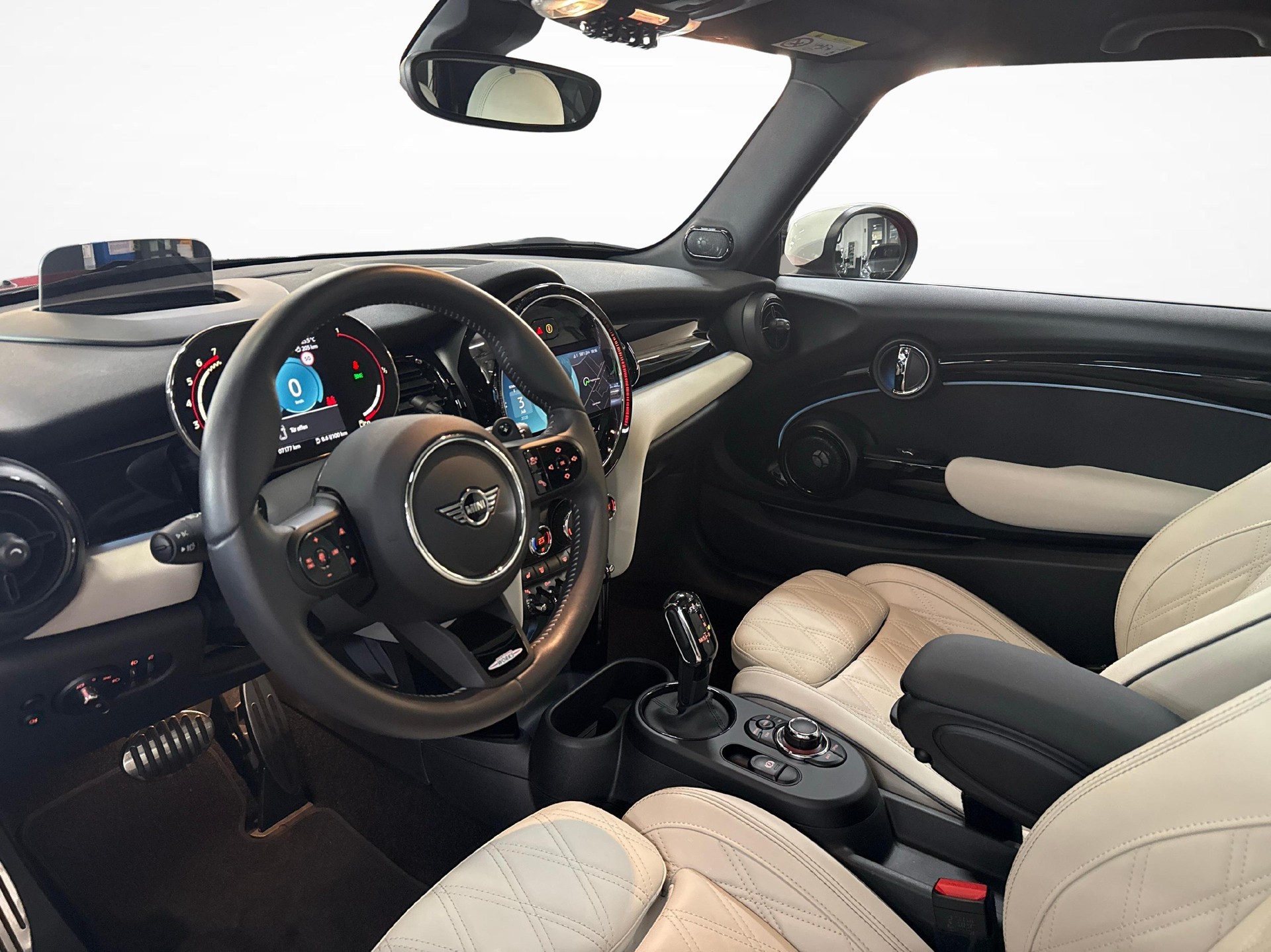 MINI JCW John Cooper Works-image-10
