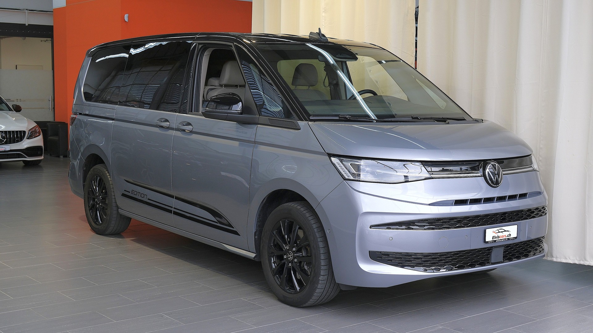 VW Multivan 2.0 TDI Life Edition DSG Lang *vis a vis Sitze *-image-1