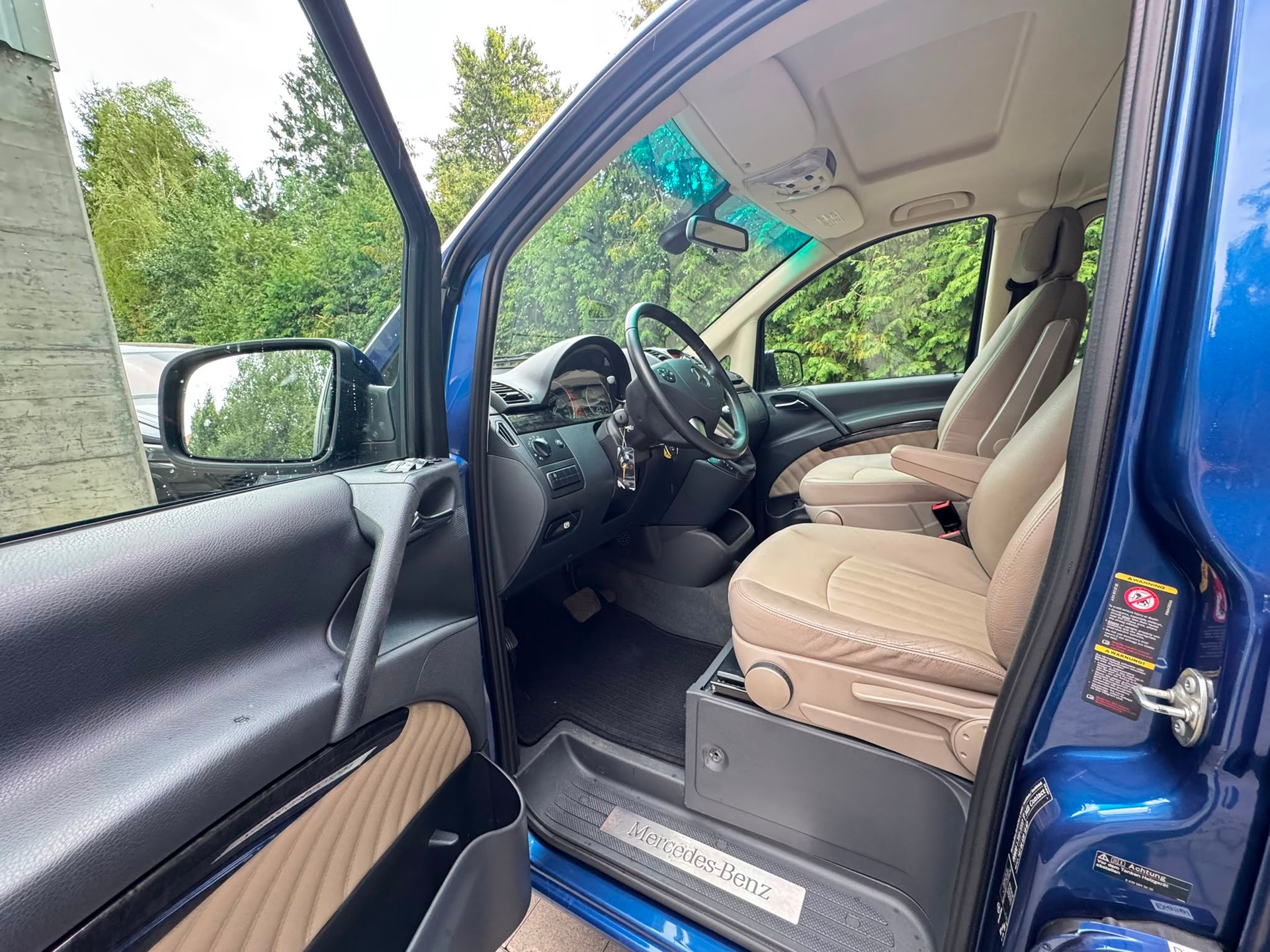 MERCEDES-BENZ Viano 3.0 CDI Blue Efficiency Ambiente A-image-11