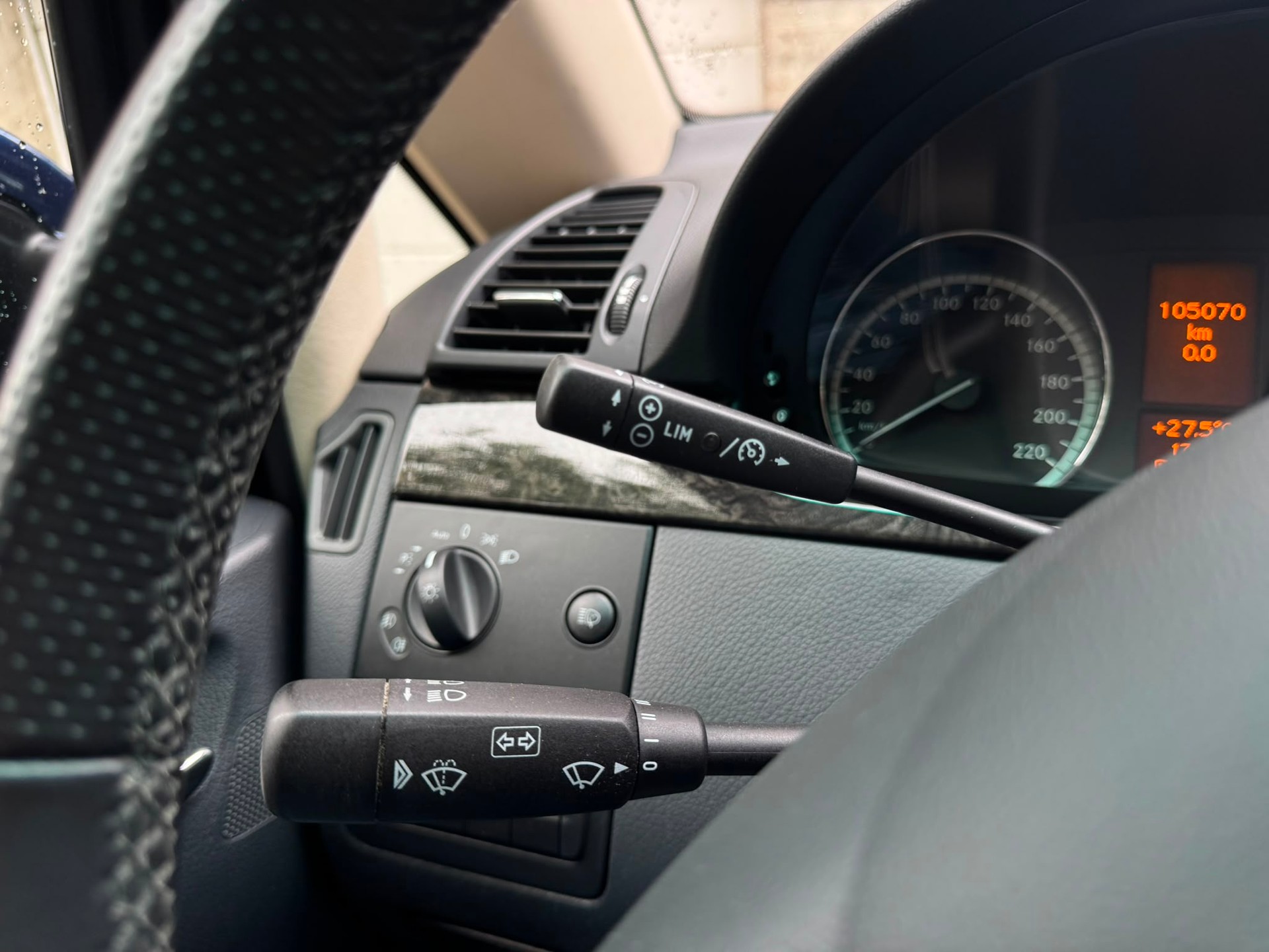 MERCEDES-BENZ Viano 3.0 CDI Blue Efficiency Ambiente A-image-30