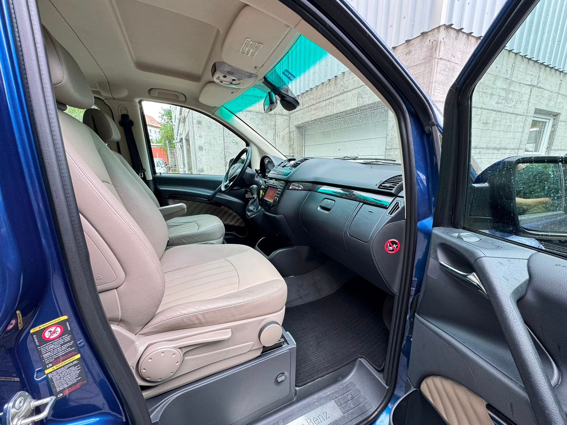 MERCEDES-BENZ Viano 3.0 CDI Blue Efficiency Ambiente A-image-22