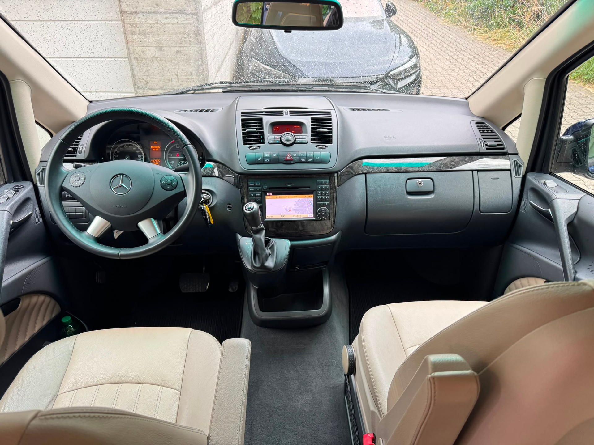 MERCEDES-BENZ Viano 3.0 CDI Blue Efficiency Ambiente A-image-24
