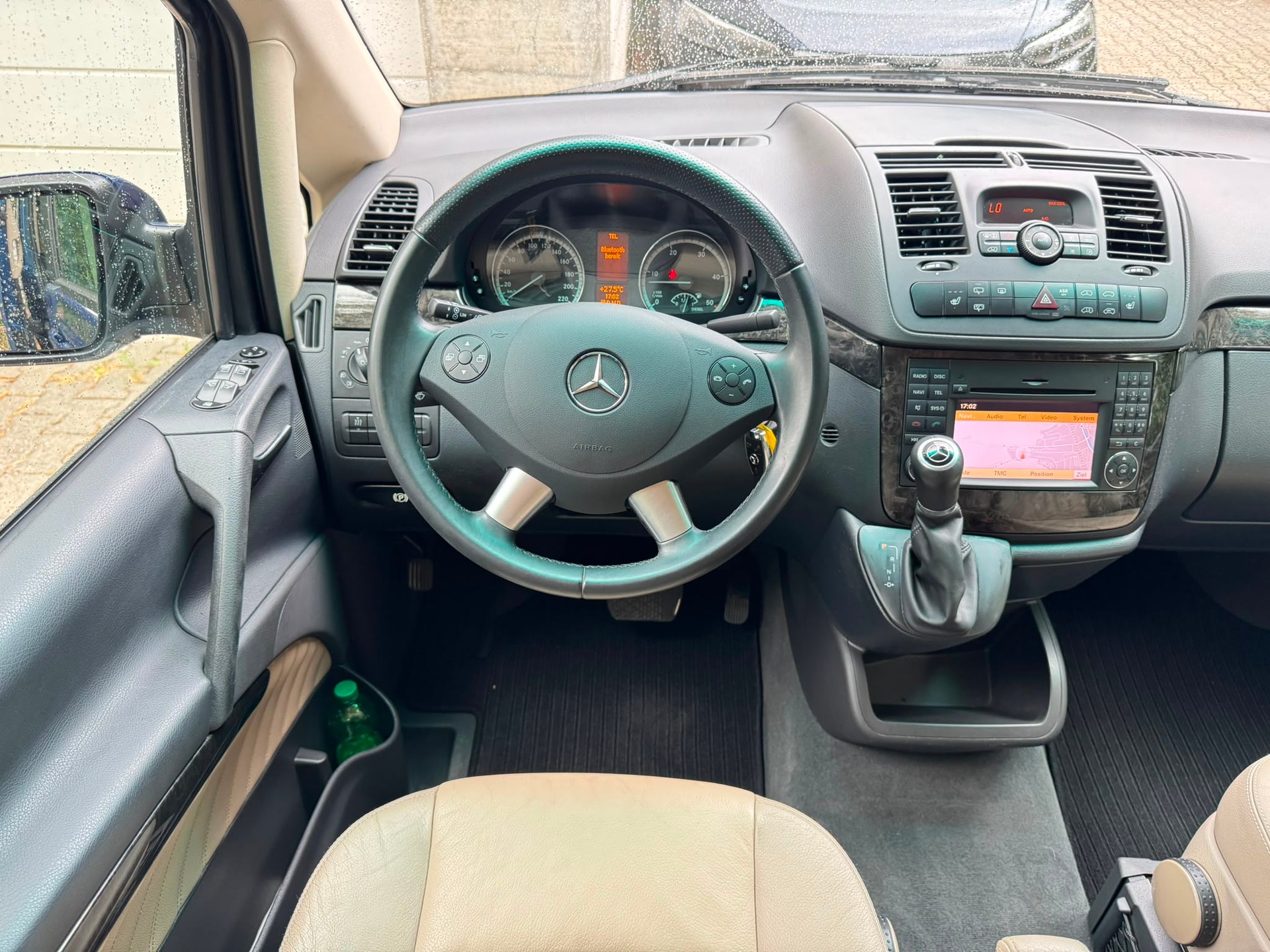 MERCEDES-BENZ Viano 3.0 CDI Blue Efficiency Ambiente A-image-25