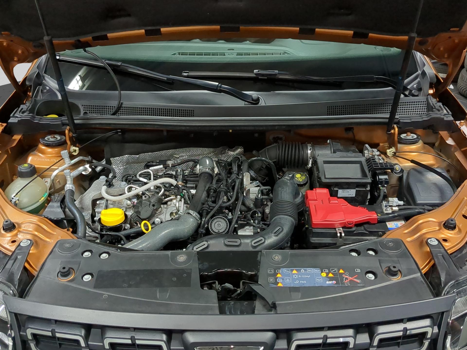 DACIA Duster TCe 150 Prestige 4x2-image-22