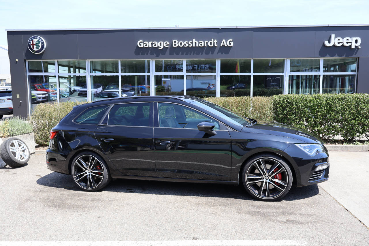SEAT Leon ST 2.0 TSI 300 Cupra 4Drive DSG