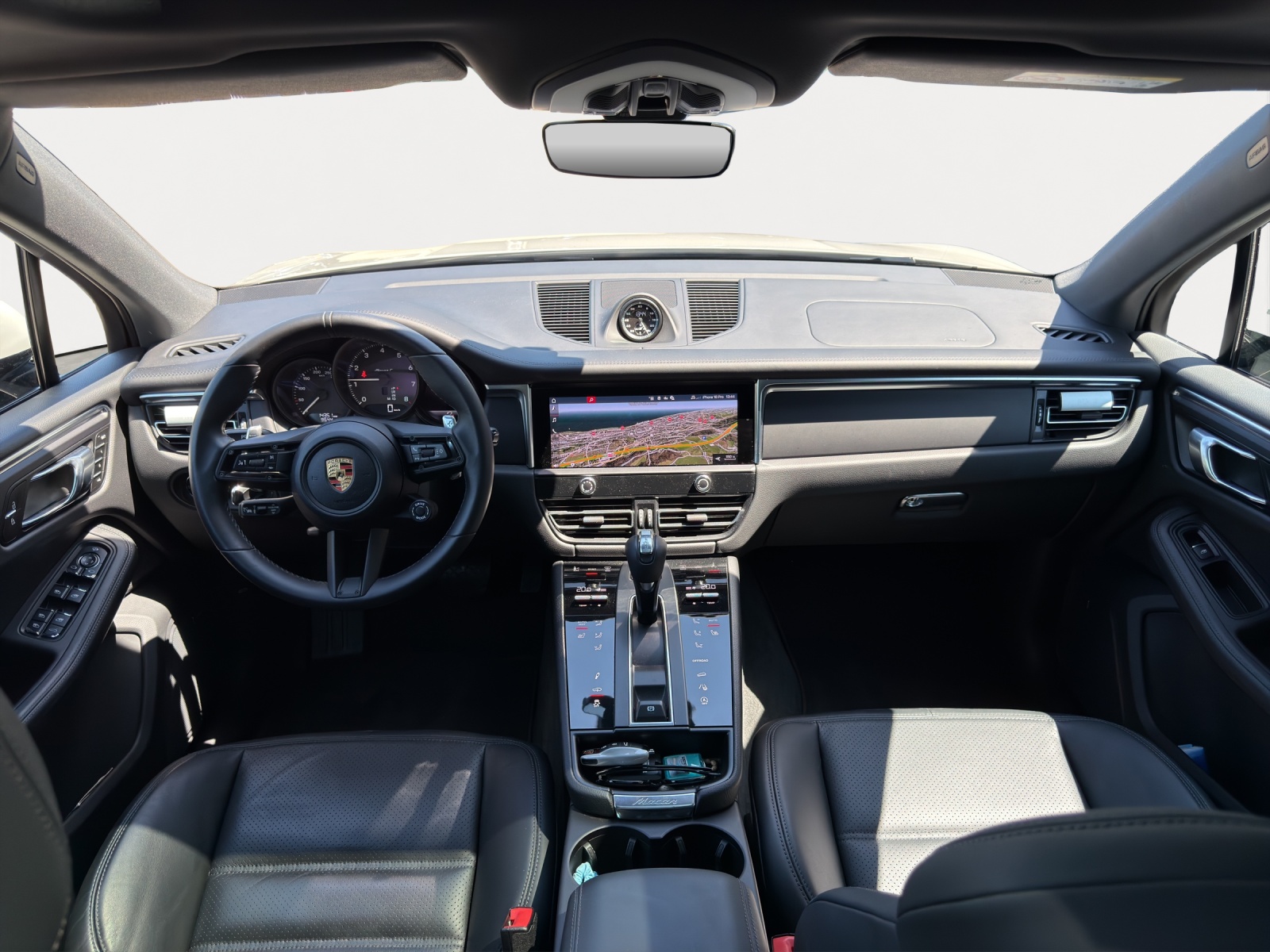 PORSCHE Macan T PDK-image-7