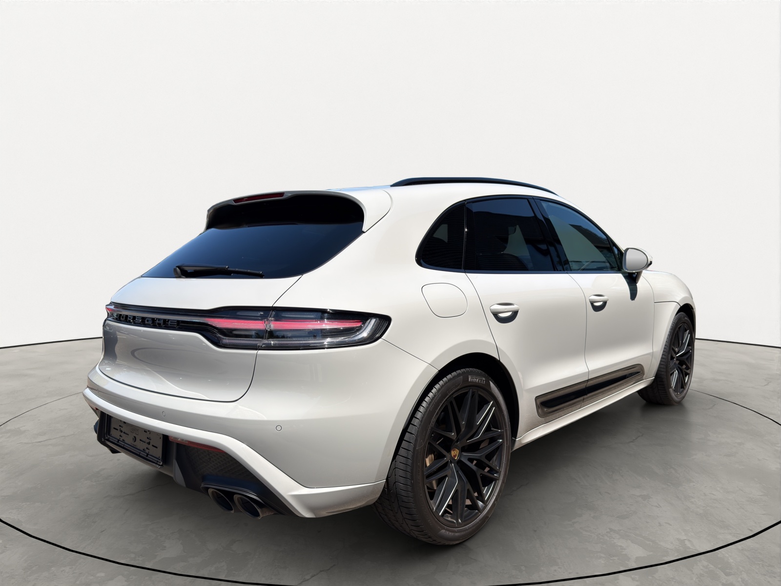 PORSCHE Macan T PDK-image-2