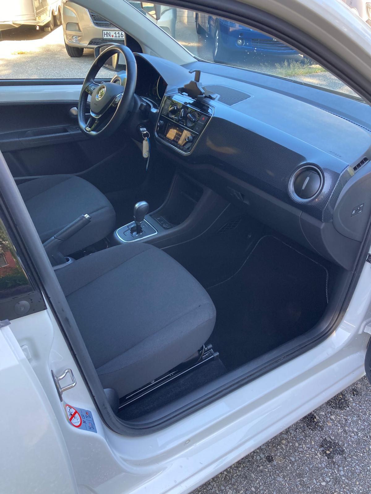 VW Up 1.0 BMT move up ASG-image-8