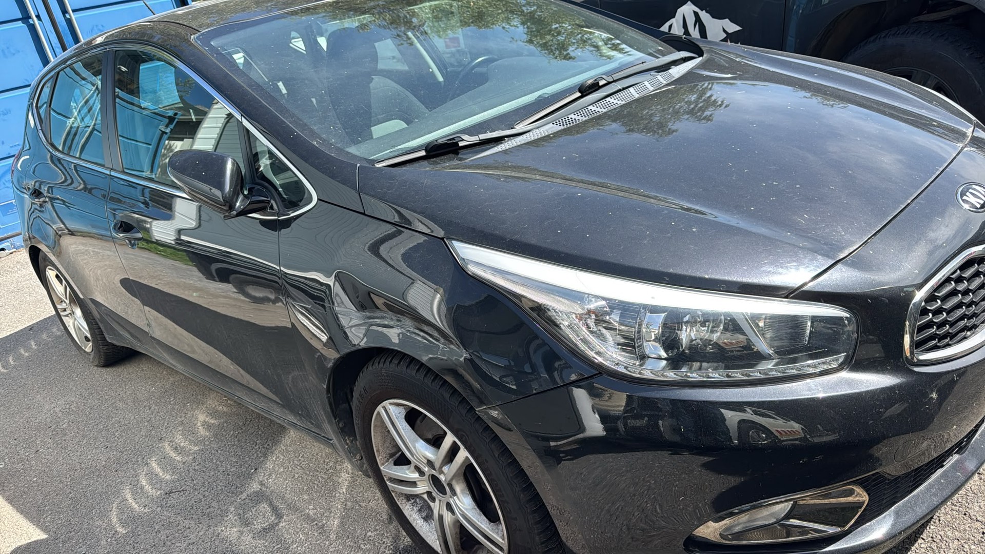 KIA Cee'd 1.6 GDi Trend-image-2