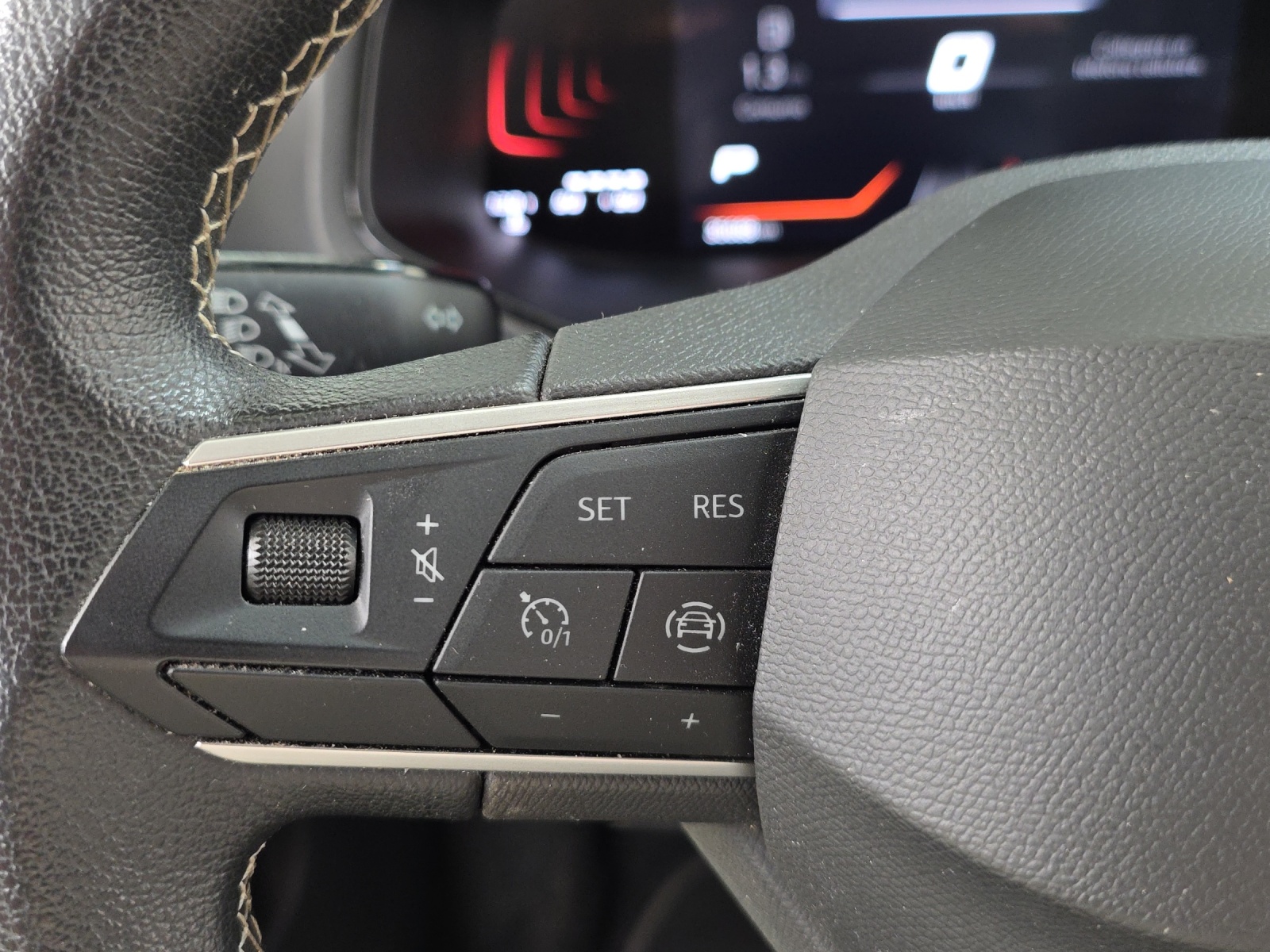 SEAT Arona 1.0 TSI Eco Style DSG-image-14