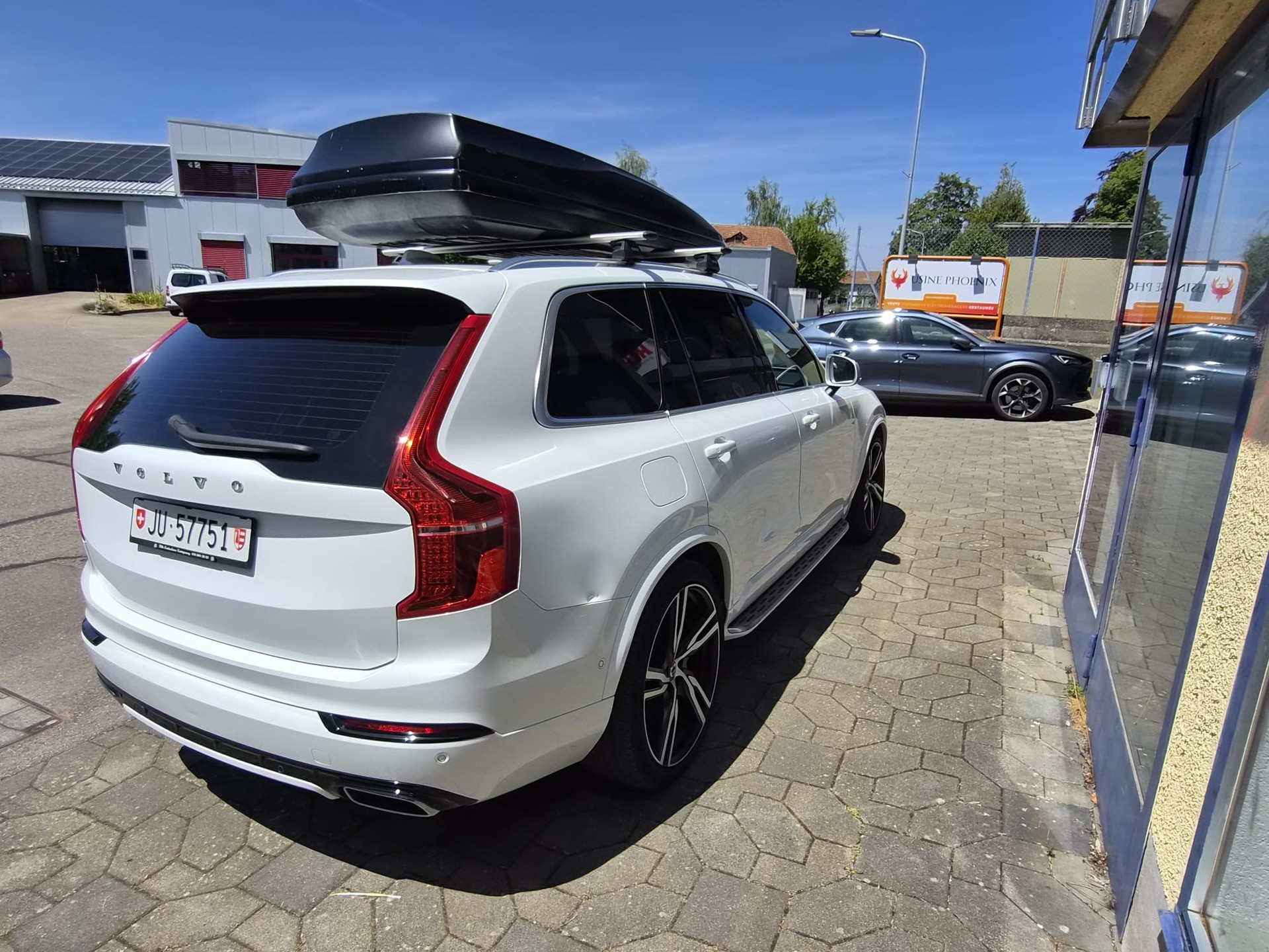 VOLVO 2.0 T8 TE R-Design 7P. AWD-image-1