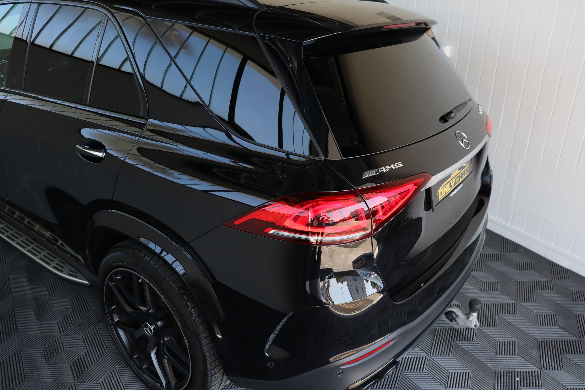 MERCEDES-BENZ GLE 53 AMG 4Matic+ 9G-Speedshift-image-8
