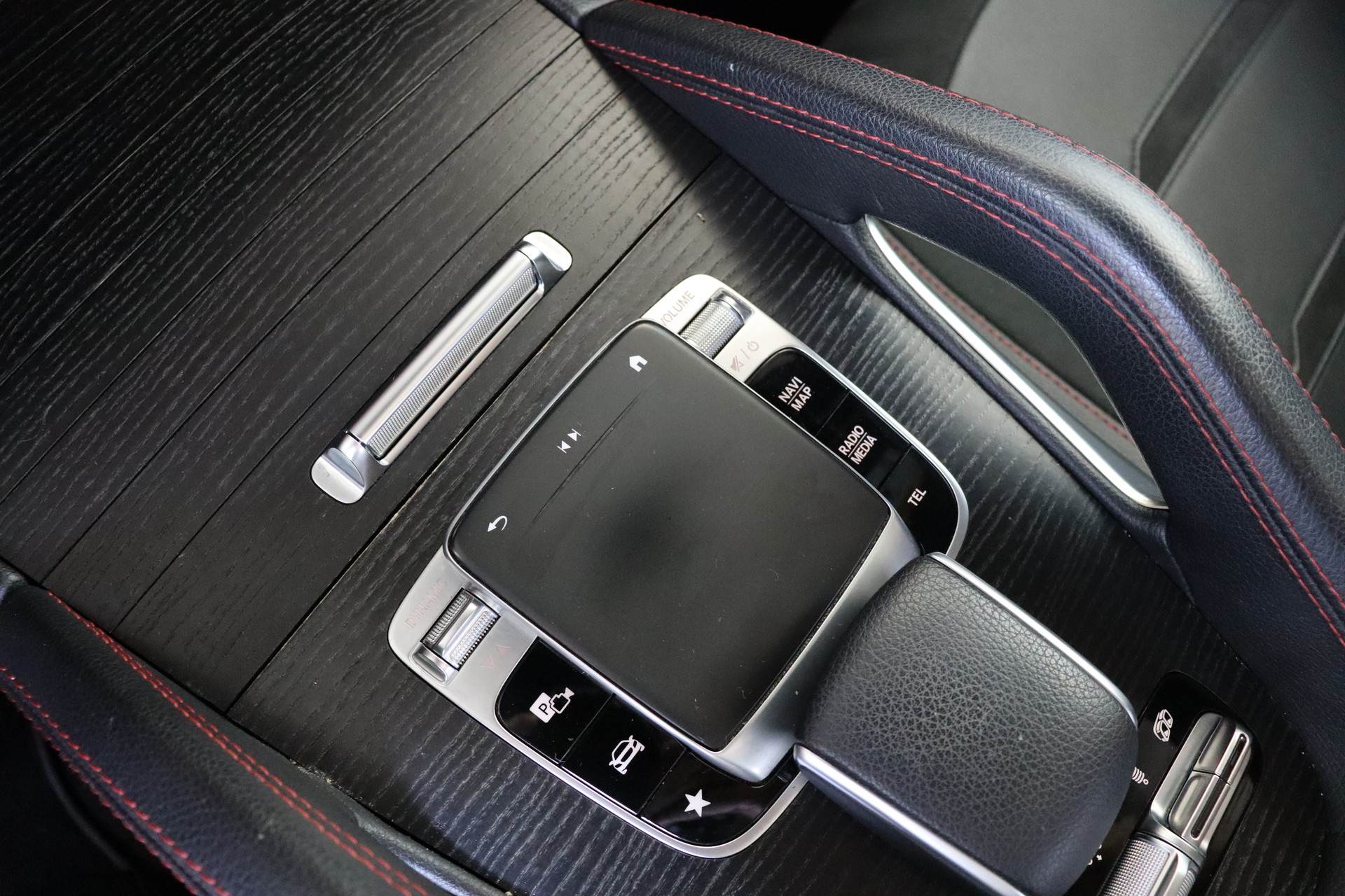 MERCEDES-BENZ GLE 53 AMG 4Matic+ 9G-Speedshift-image-29