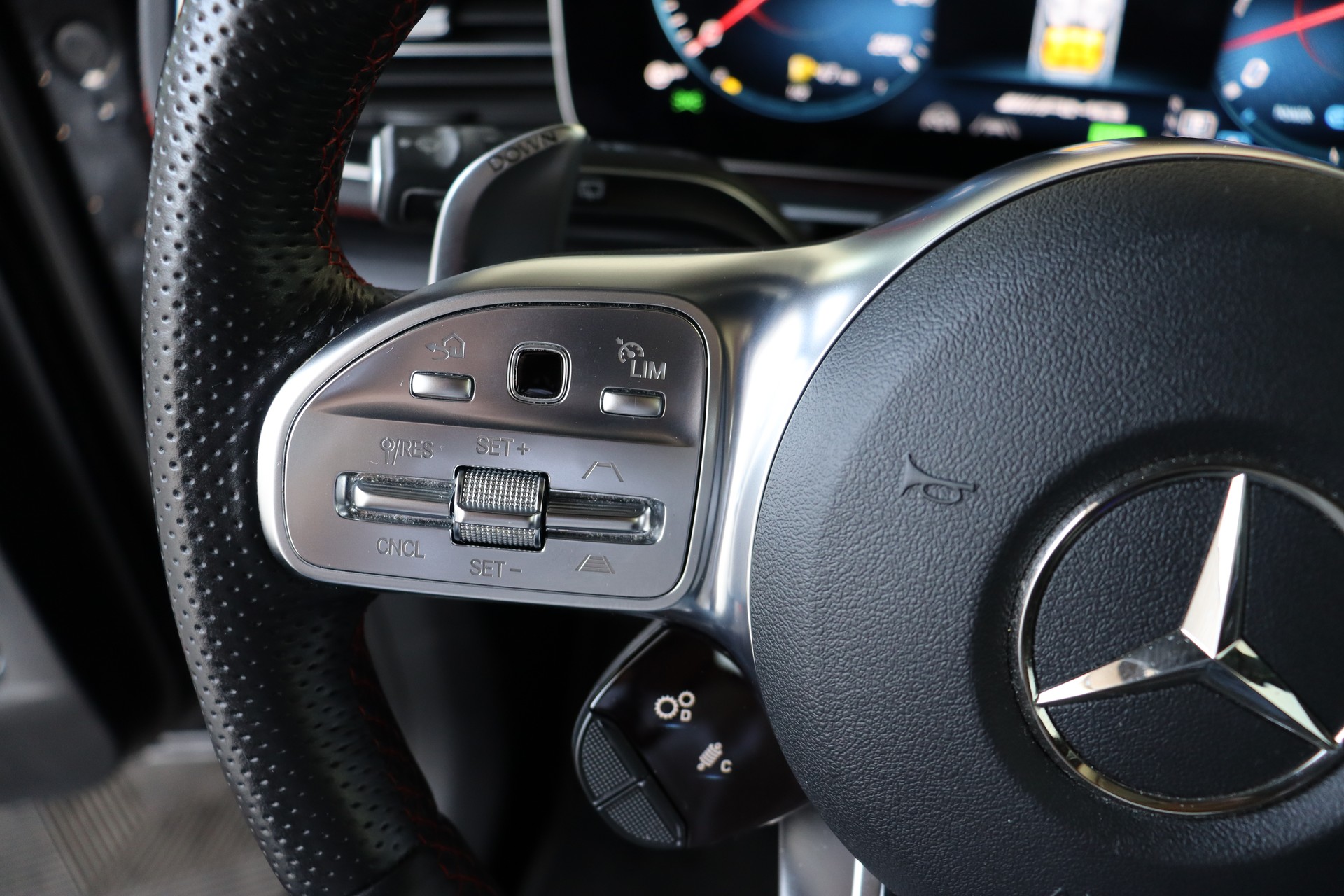 MERCEDES-BENZ GLE 53 AMG 4Matic+ 9G-Speedshift-image-19