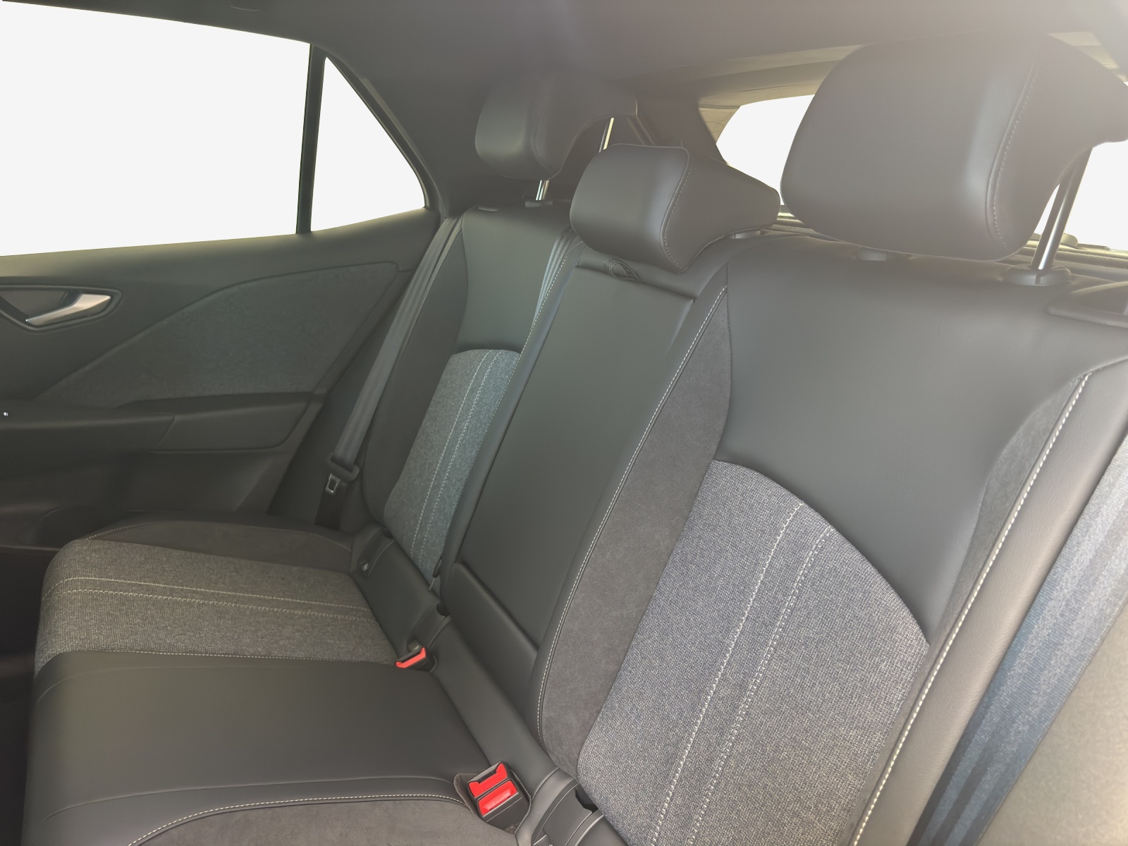 VW ID.3 Neo 58 kWh 190 PS Style-image-11