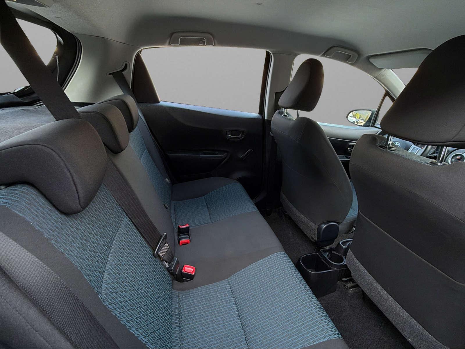 TOYOTA Yaris 1.33 VVT-i Luna-image-8