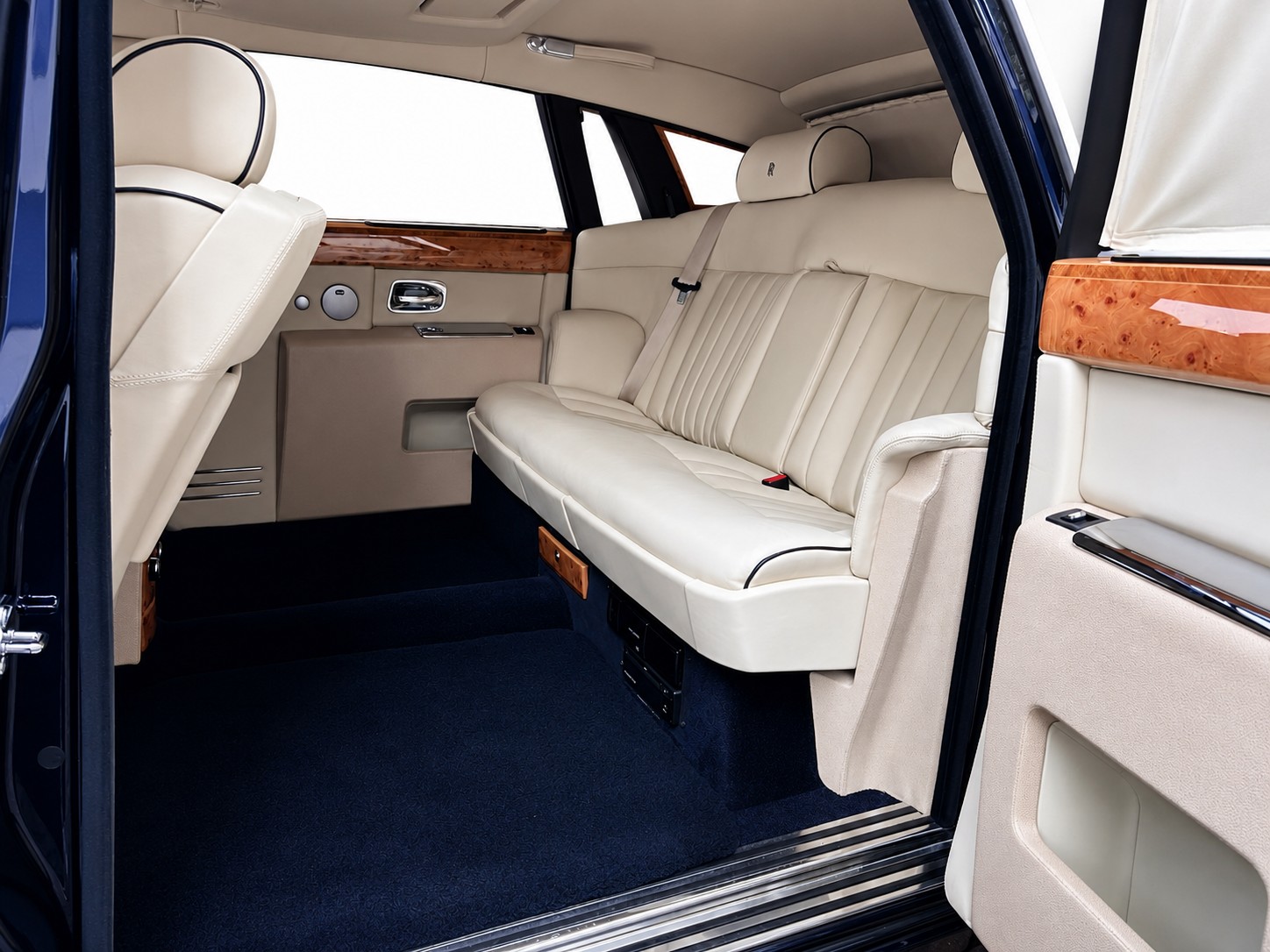 ROLLS-ROYCE Phantom 6.7 V12-image-20