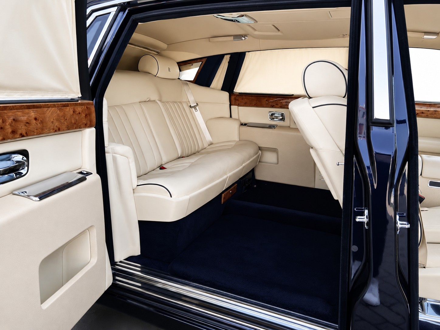 ROLLS-ROYCE Phantom 6.7 V12-image-21
