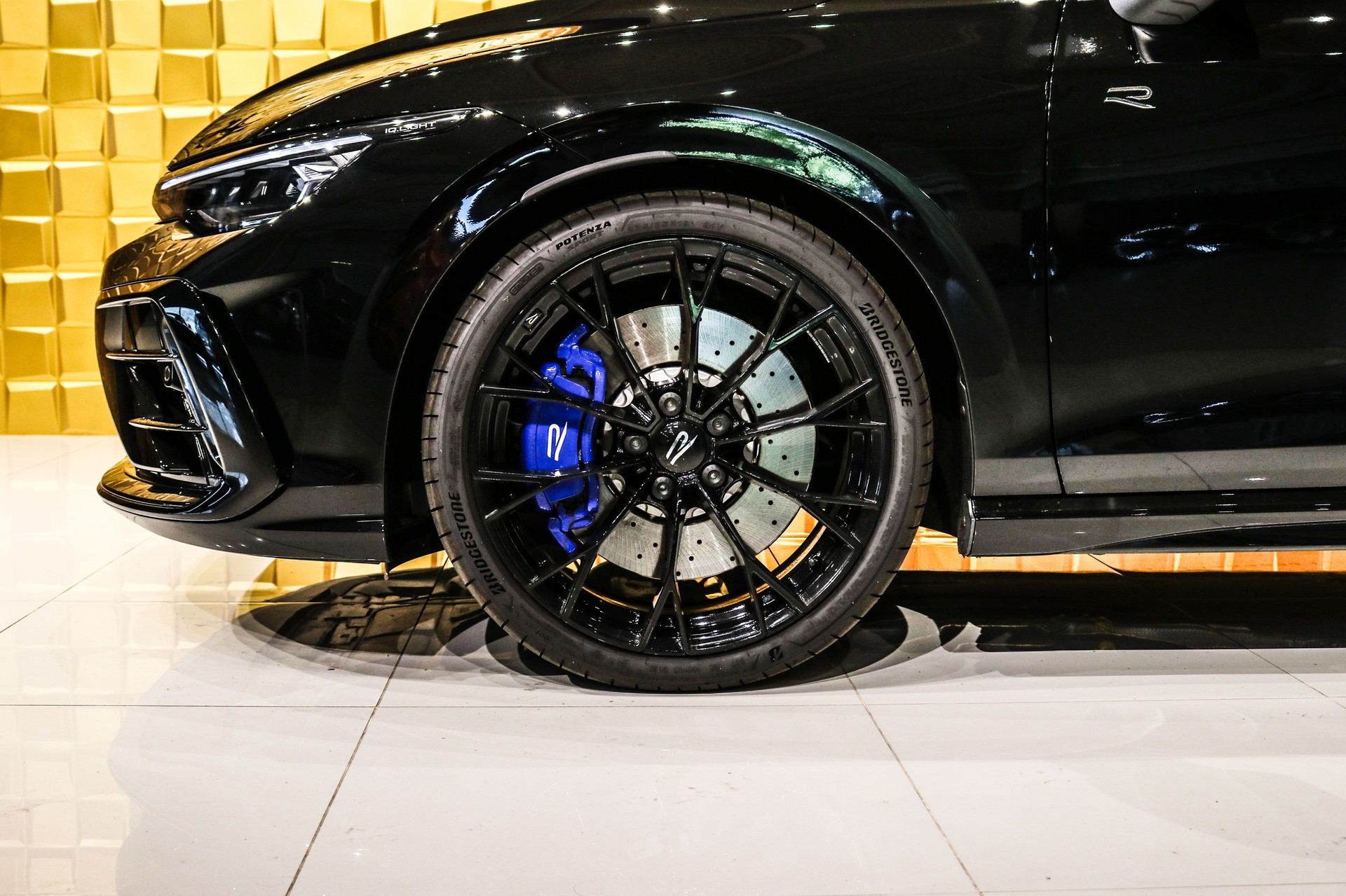 VW Golf R 8.5 TSI DSG 4 Motion (NEW CAR)-image-7