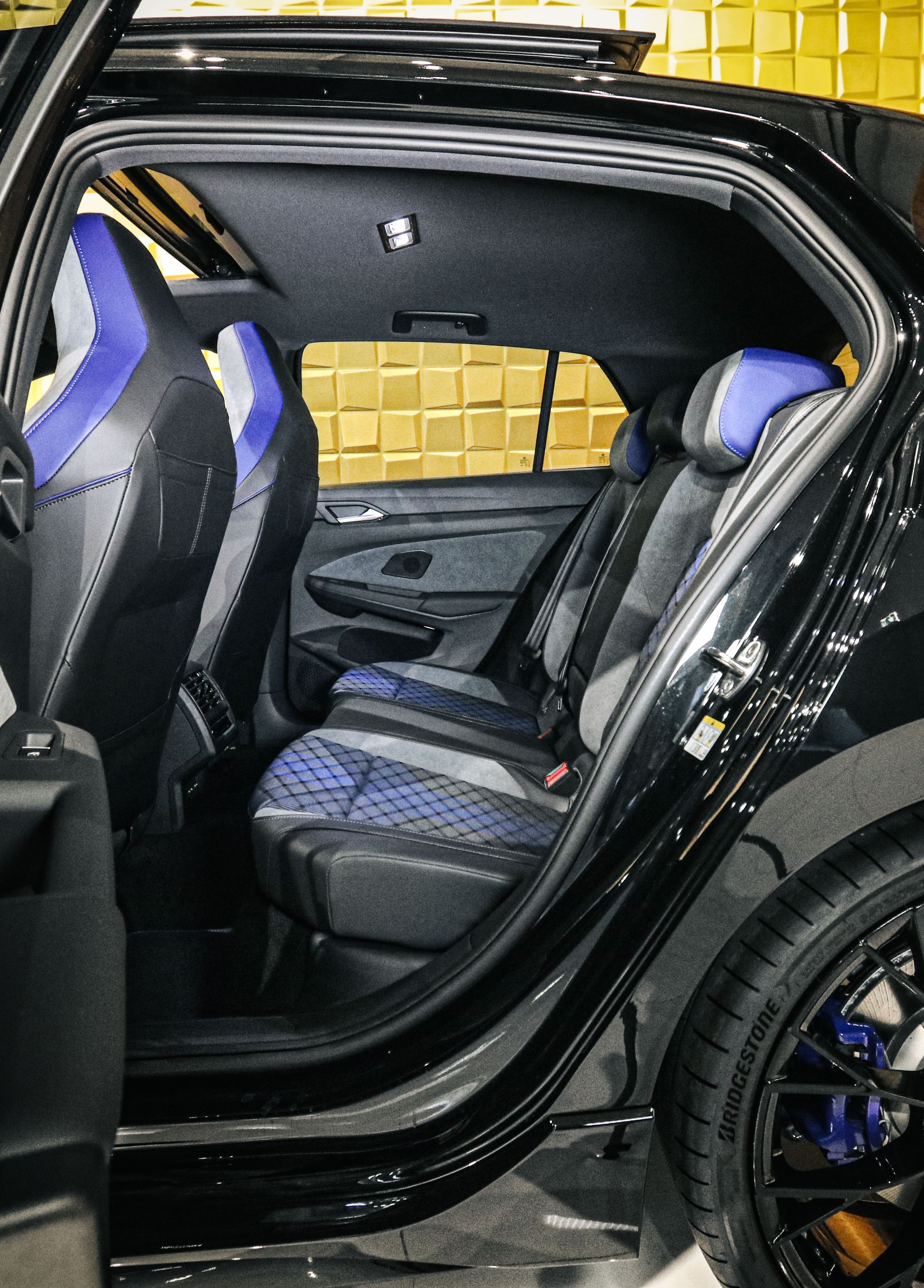 VW Golf R 8.5 TSI DSG 4 Motion (NEW CAR)-image-11