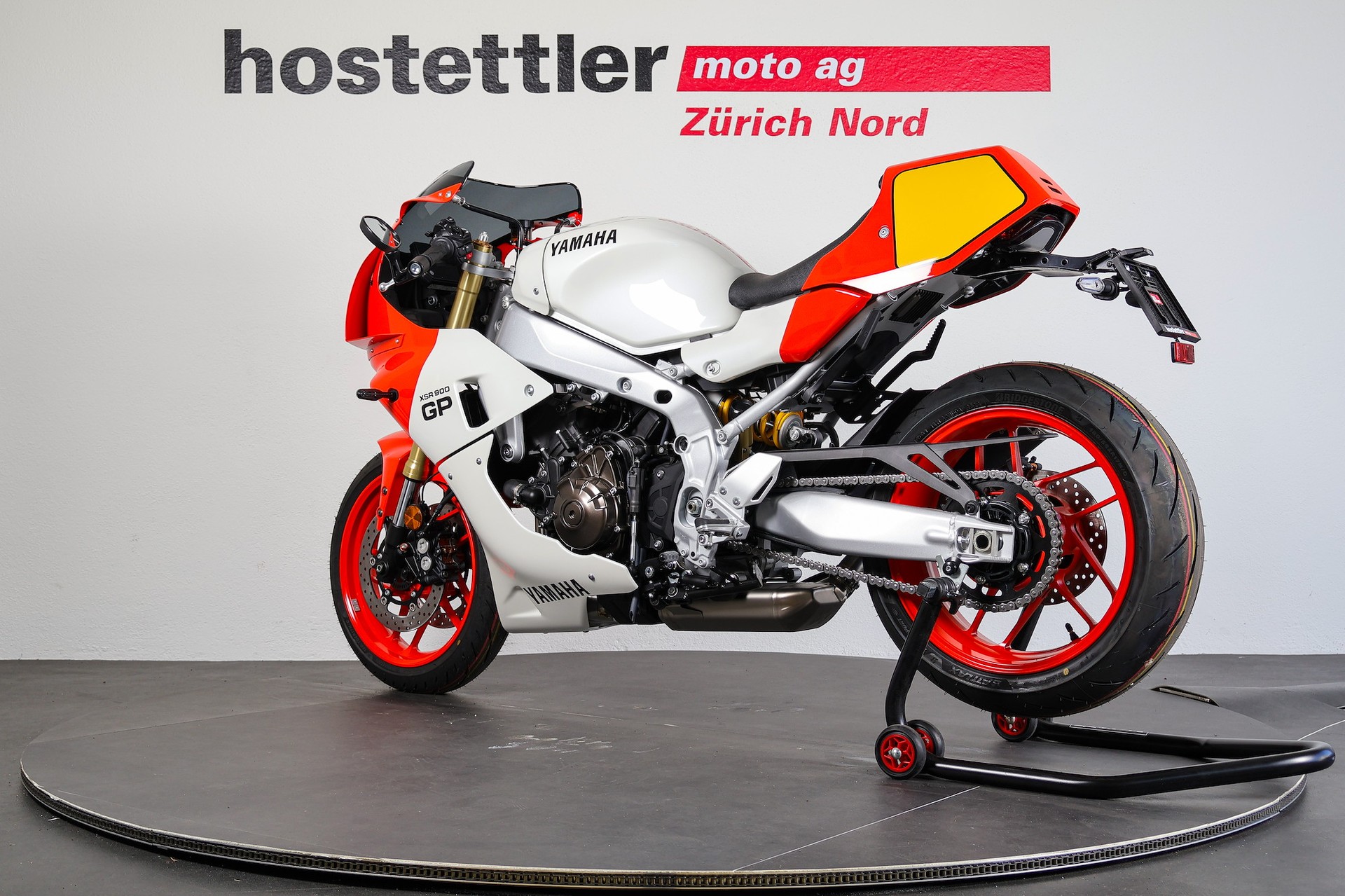 YAMAHA XSR 900 GP Racer Paket-showroom-element-3