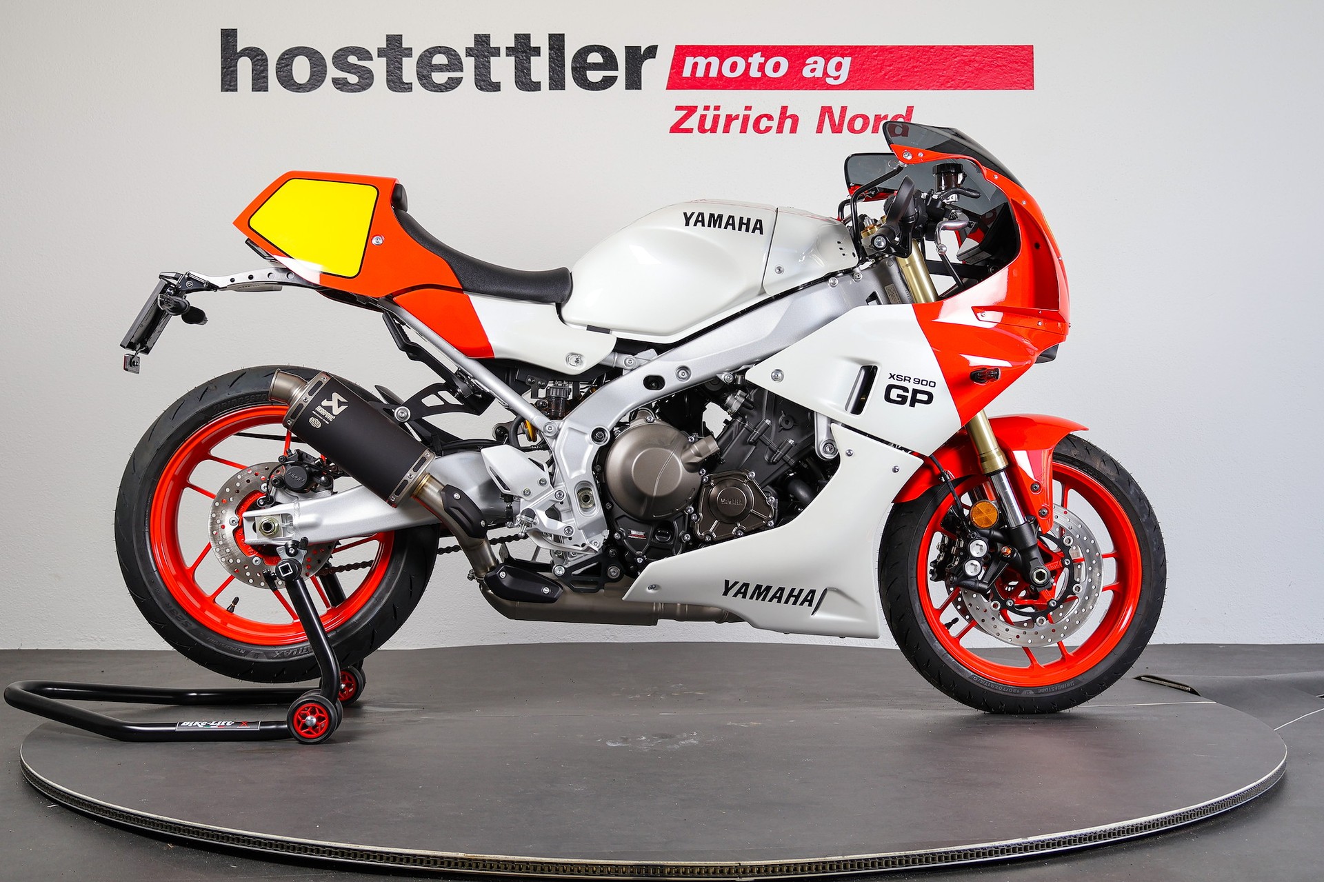 YAMAHA XSR 900 GP Racer Paket-showroom-element-1