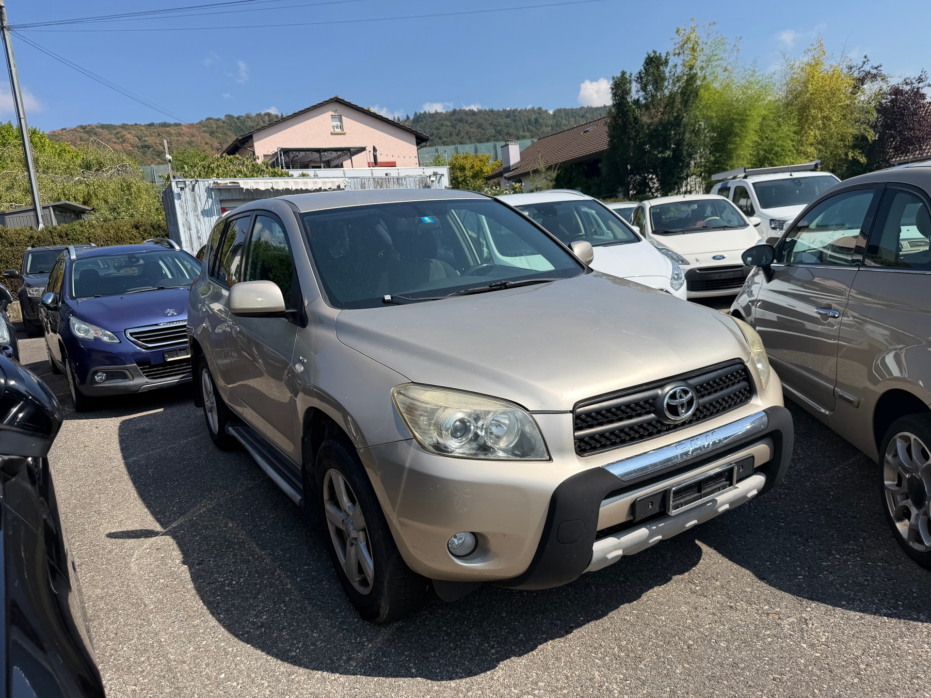 TOYOTA RAV-4 2.2D-4 D Linea Sol-image-1