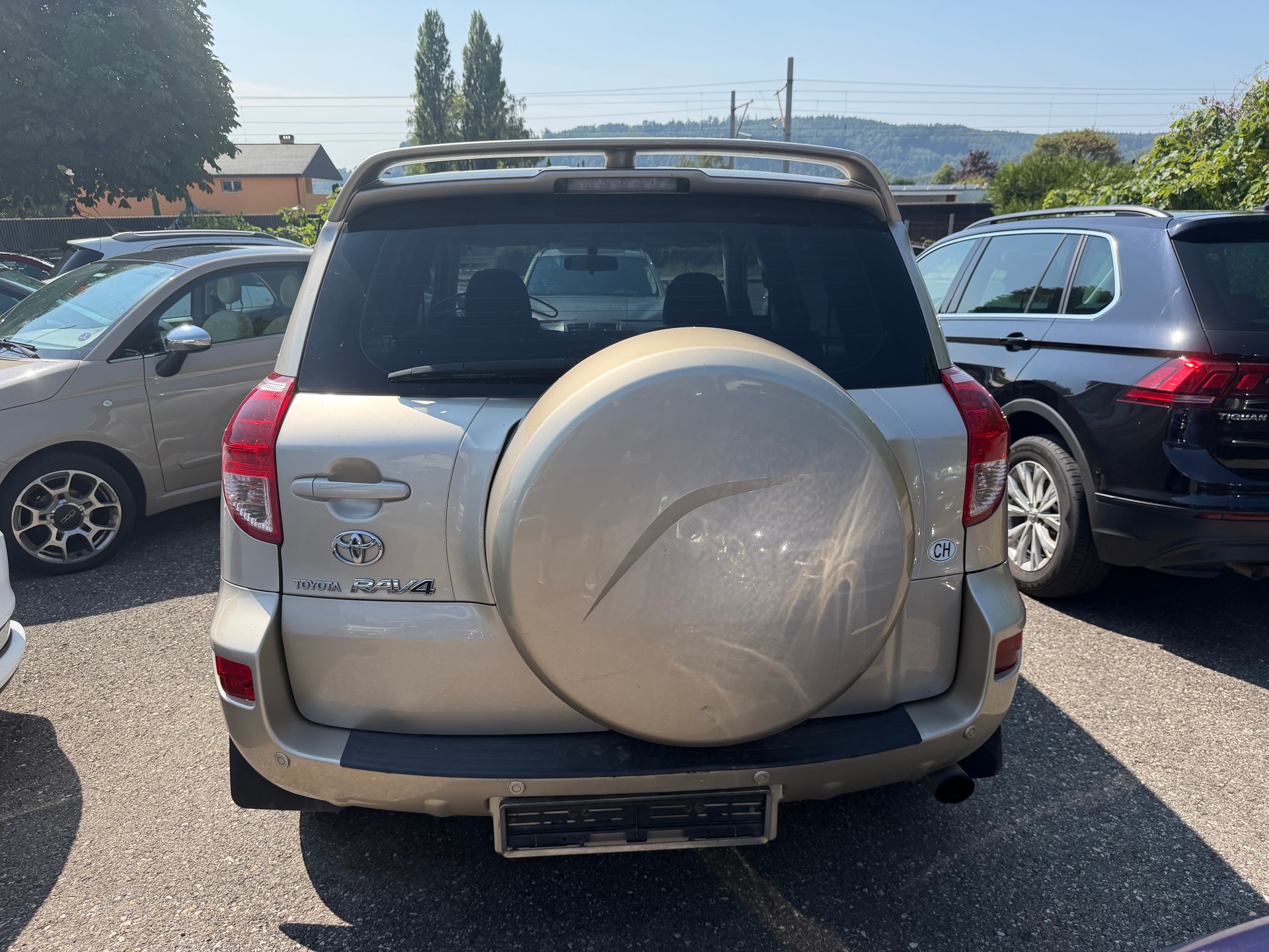 TOYOTA RAV-4 2.2D-4 D Linea Sol-image-3