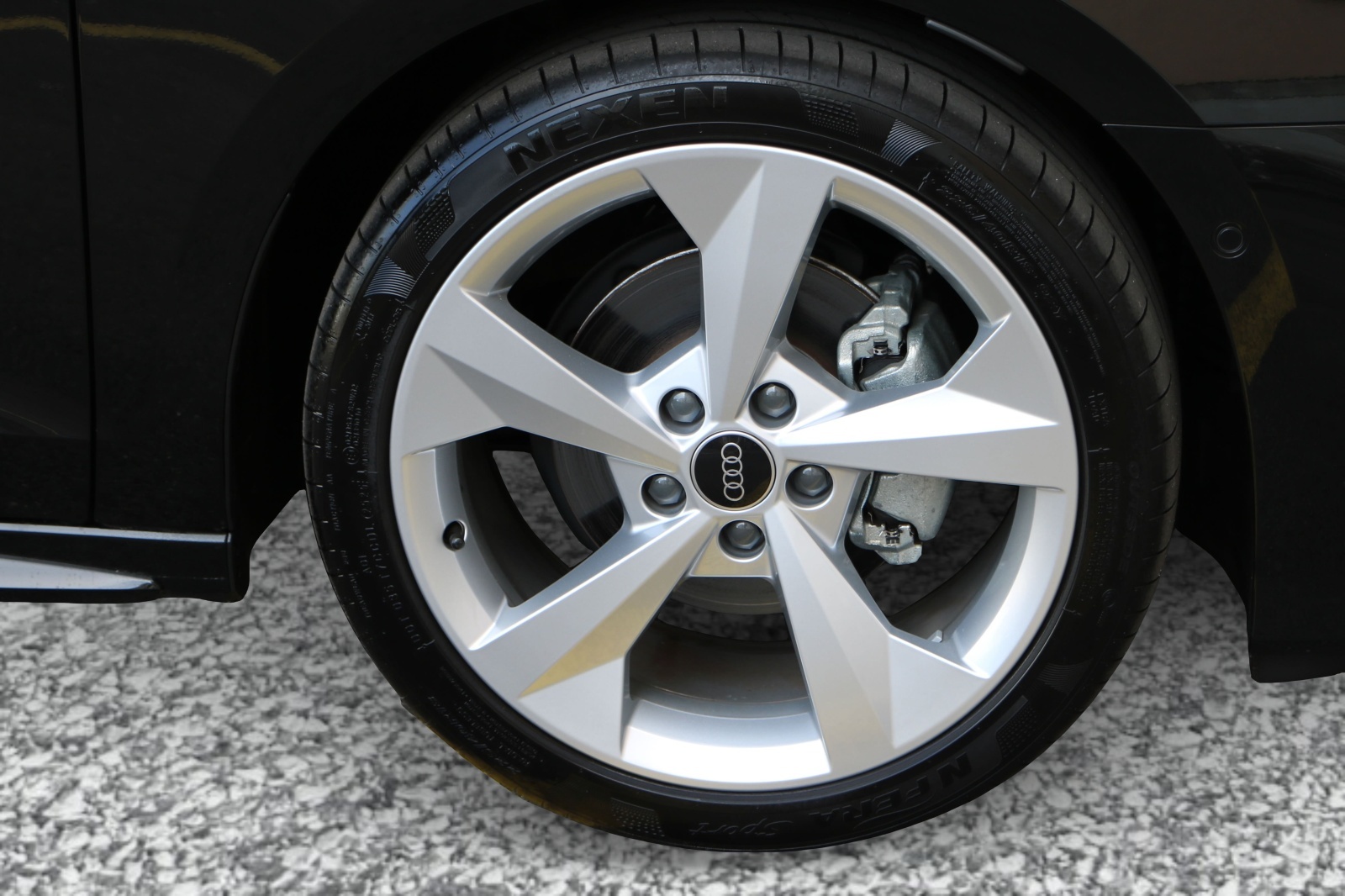 AUDI A3 Sportback TFSI 110 kW S line S tronic-image-6