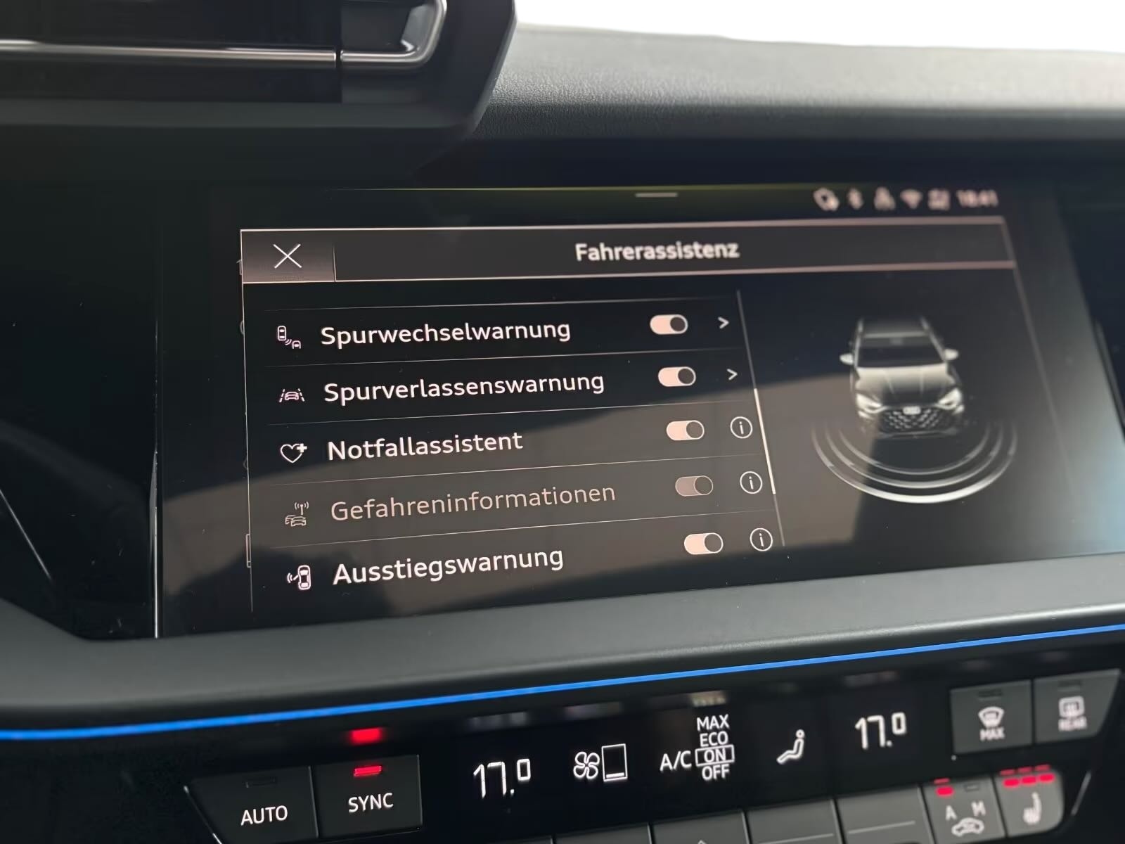 AUDI A3 Sportback TFSI 110 kW S line S tronic-image-21