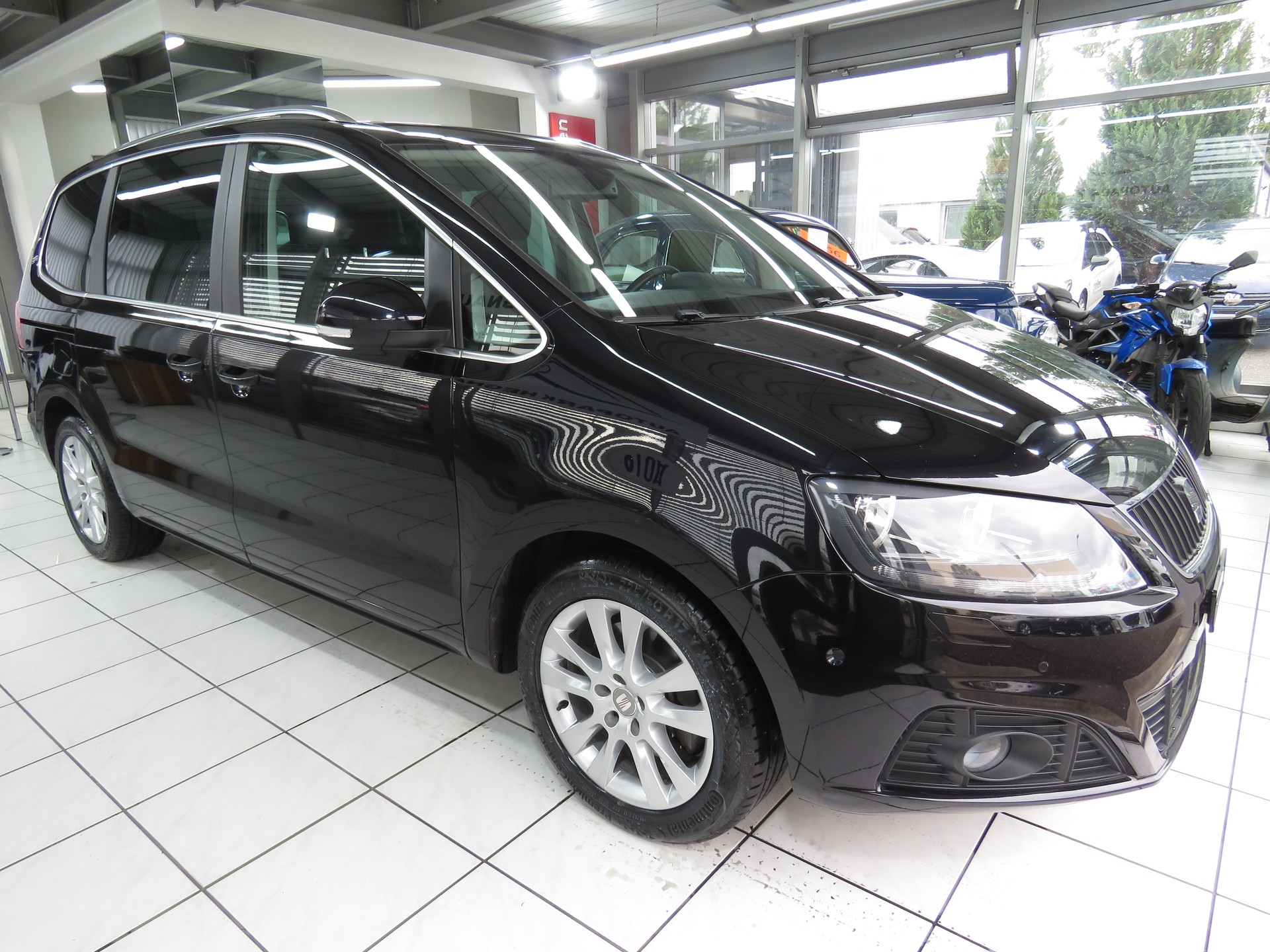 SEAT Alhambra 1.4 TSI Style Eco DSG (Automat)-image-2
