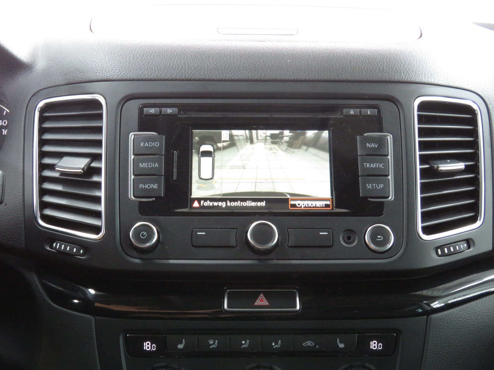 SEAT Alhambra 1.4 TSI Style Eco DSG (Automat)-image-22
