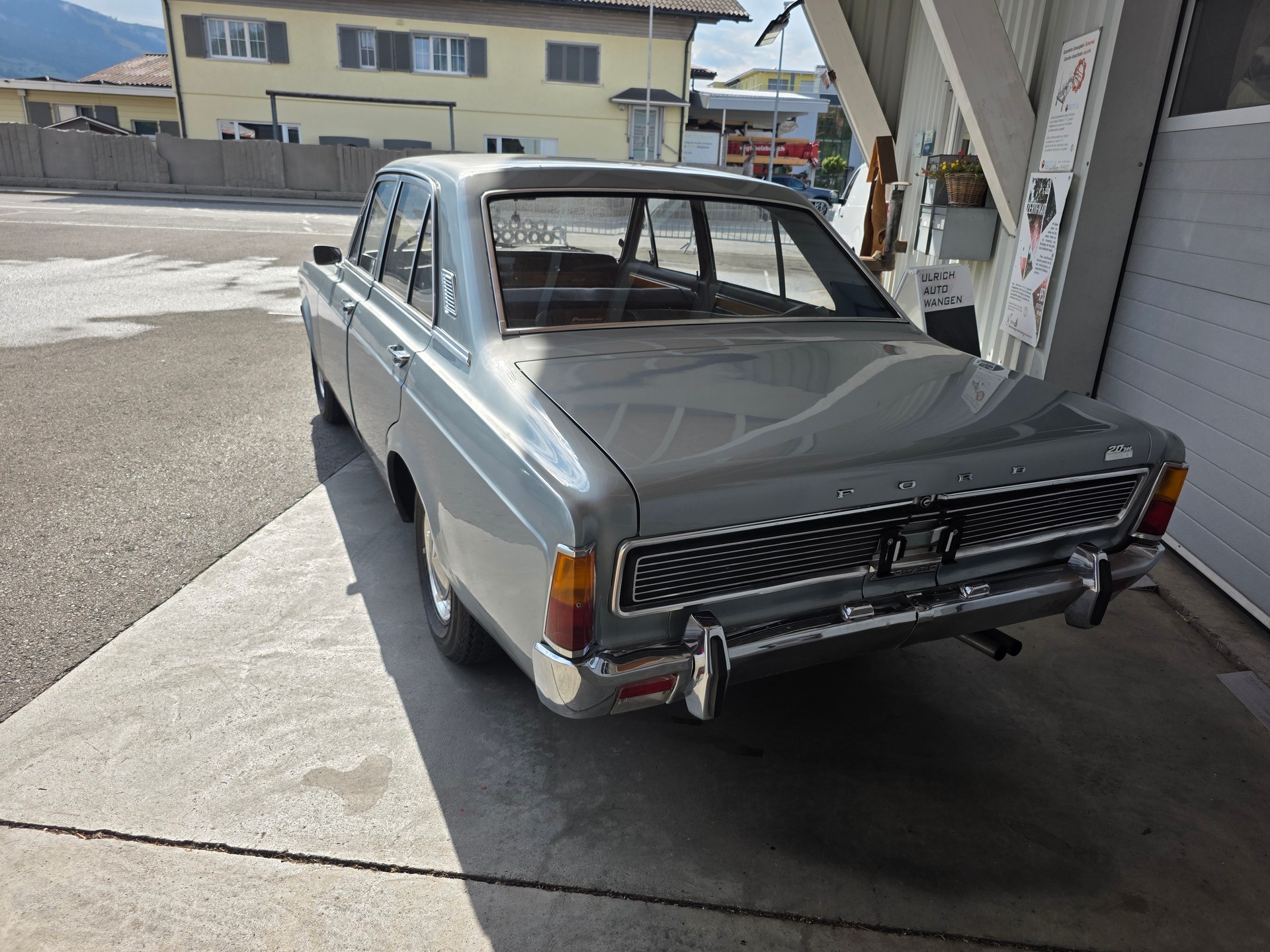 FORD 20 m S Automatic-image-5