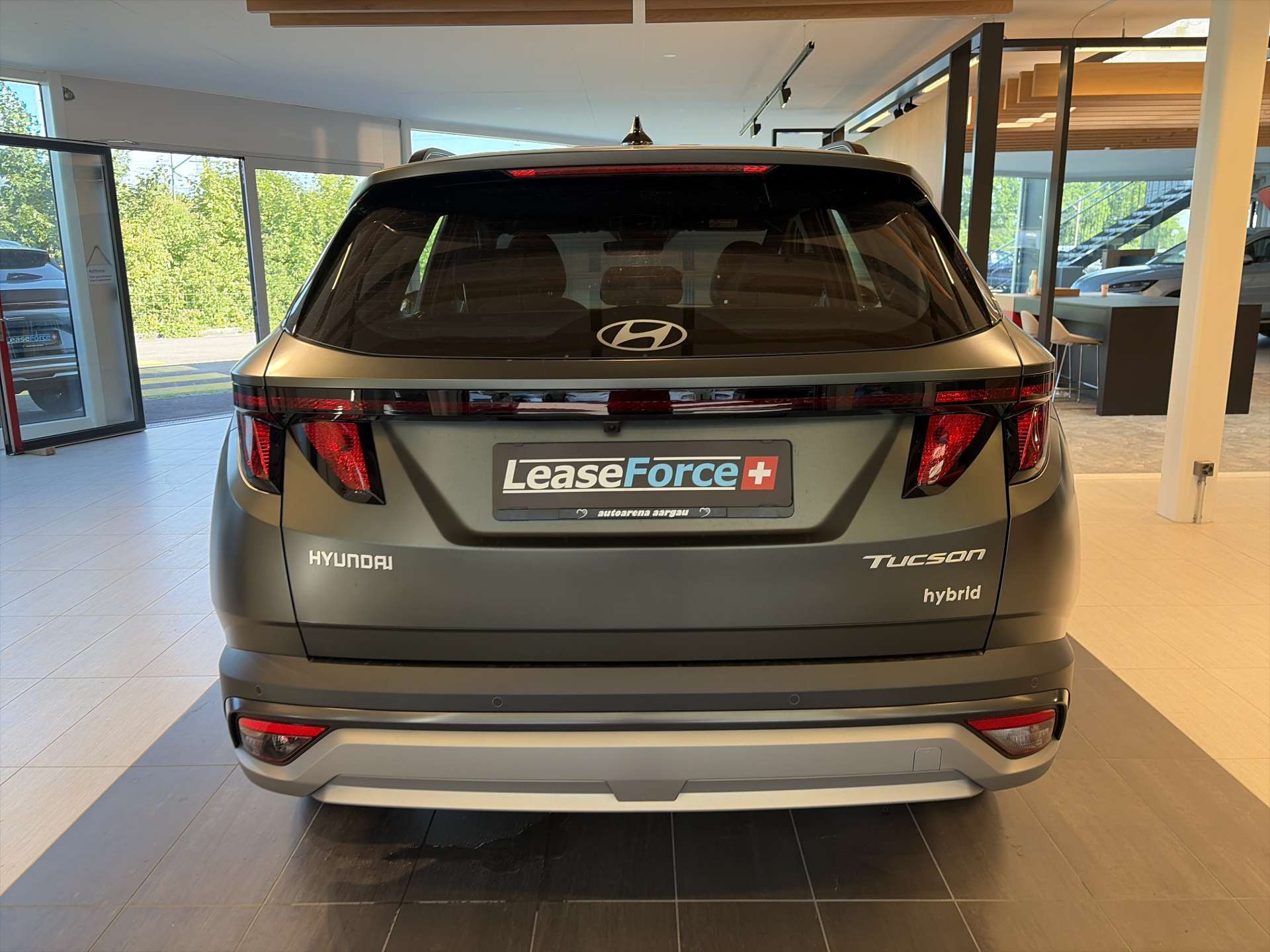 HYUNDAI Tucson 1.6 TGDI HEV Black Line Automat-image-12