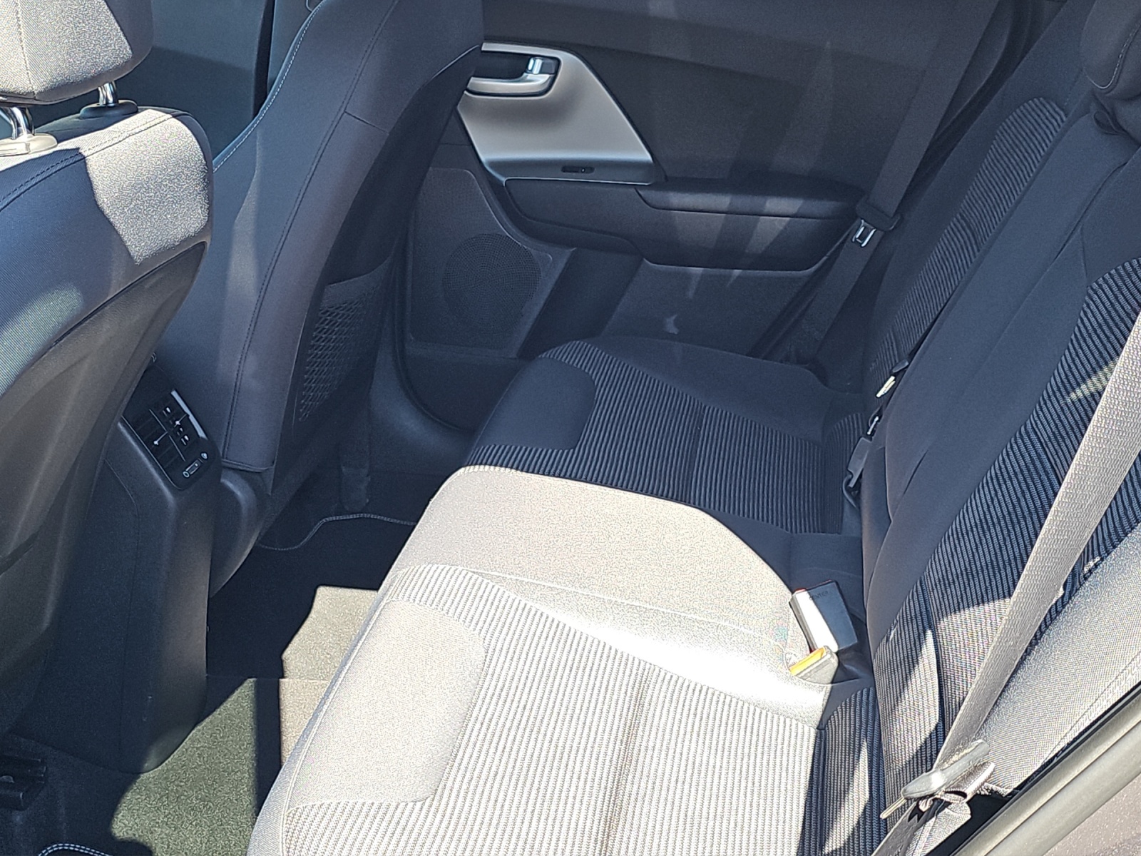 KIA Niro 1.6 GDi Hybrid Power 25-image-8