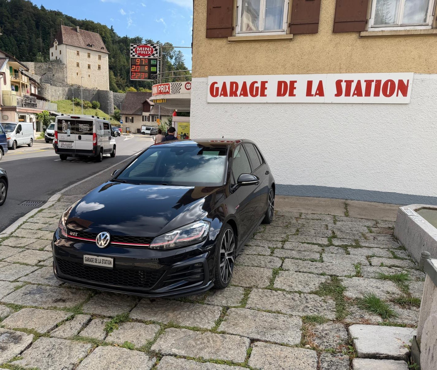 VW Golf 2.0 TSI GTI DSG-image-0