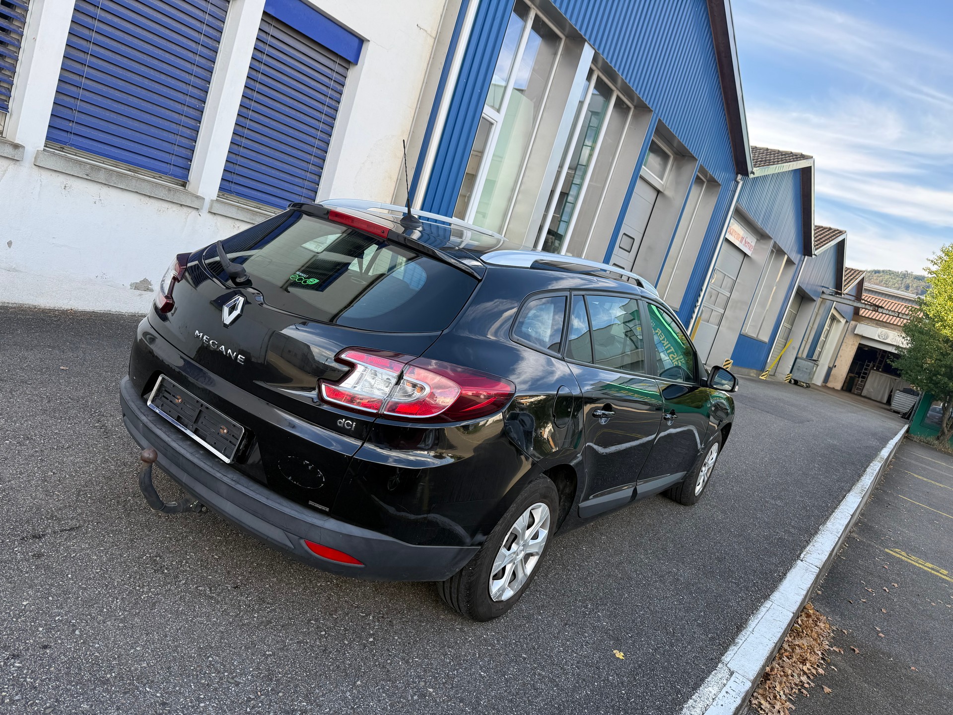 RENAULT Mégane Grandtour 1.5 dCi Dynamique EDC-image-3