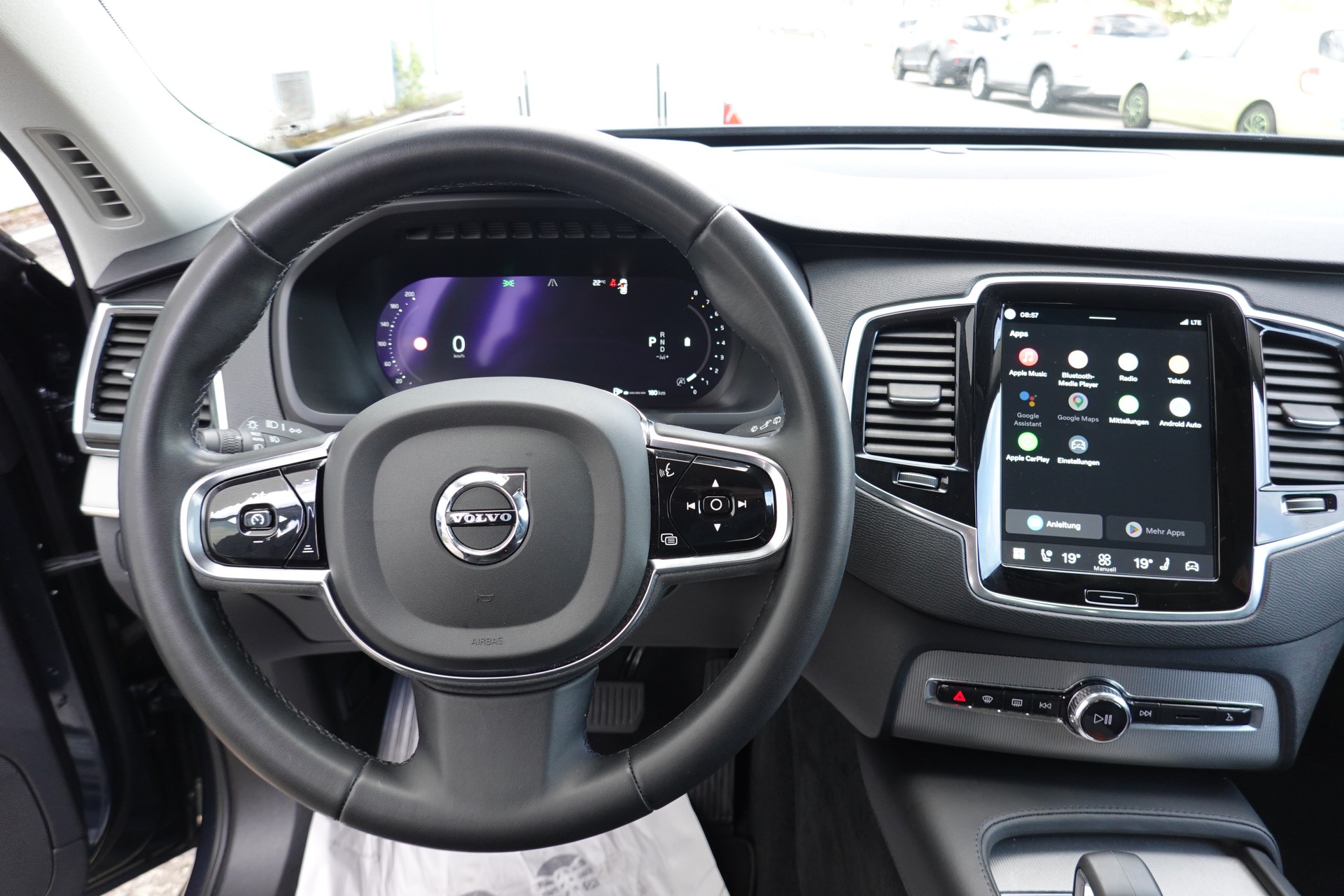 VOLVO XC90 B5 - BENZIN MILD HYBRID - AWD - "CORE" - GEARTRONIC - 250 PS-image-8