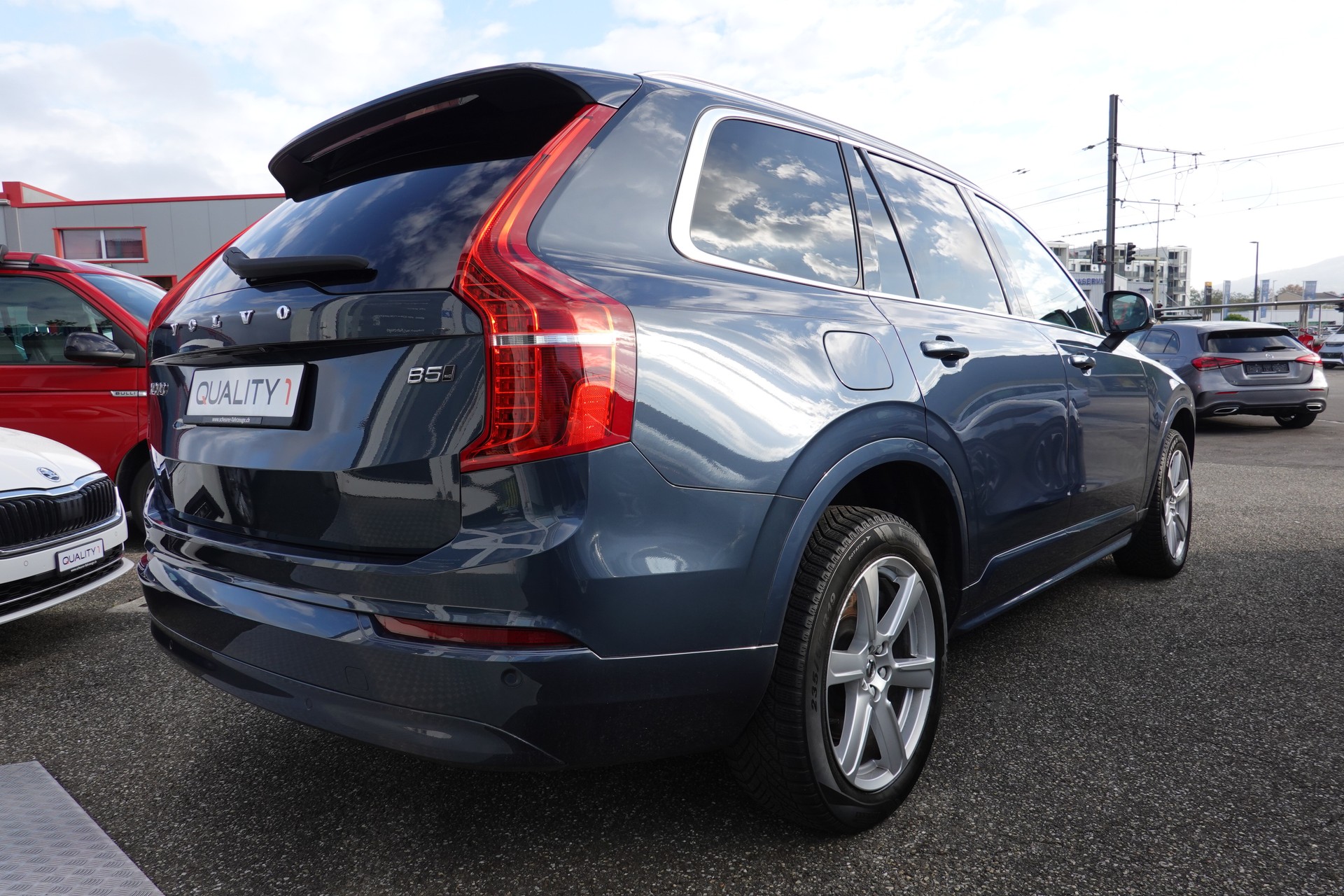VOLVO XC90 B5 - BENZIN MILD HYBRID - AWD - "CORE" - GEARTRONIC - 250 PS-image-3