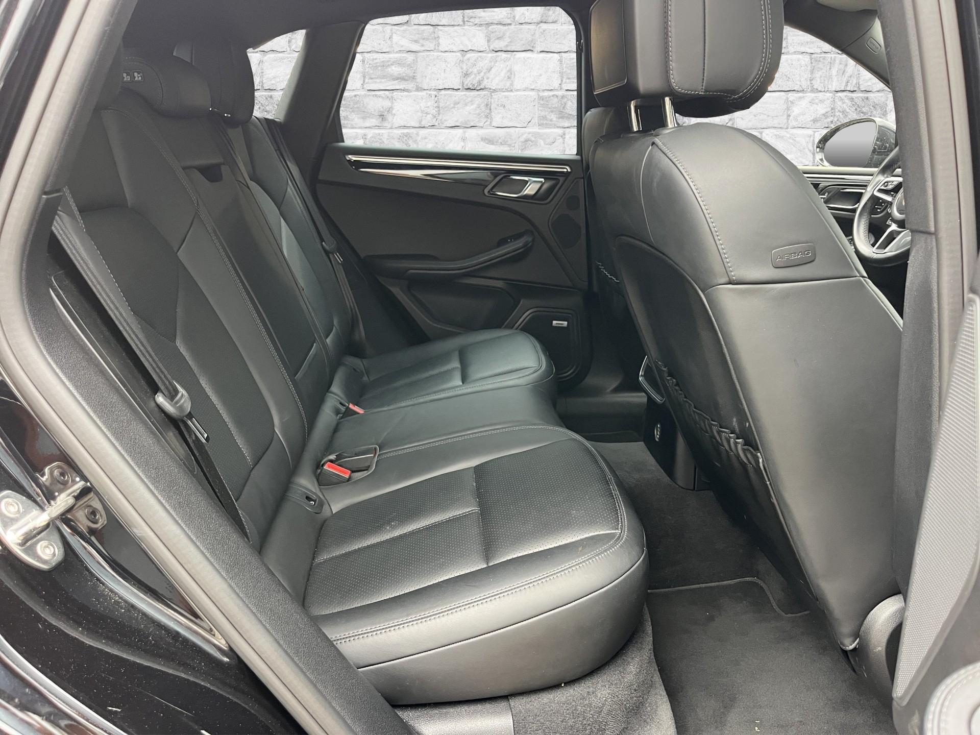 PORSCHE Macan S PDK-image-8