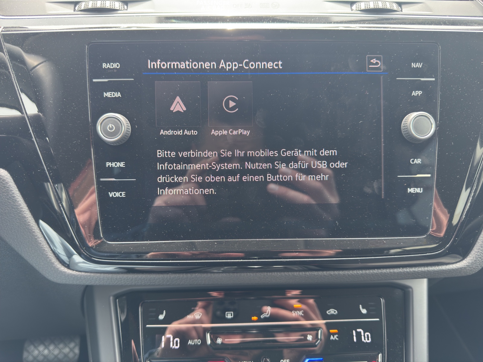 VW Touran 1.5 TSI Comfortline DSG-image-13