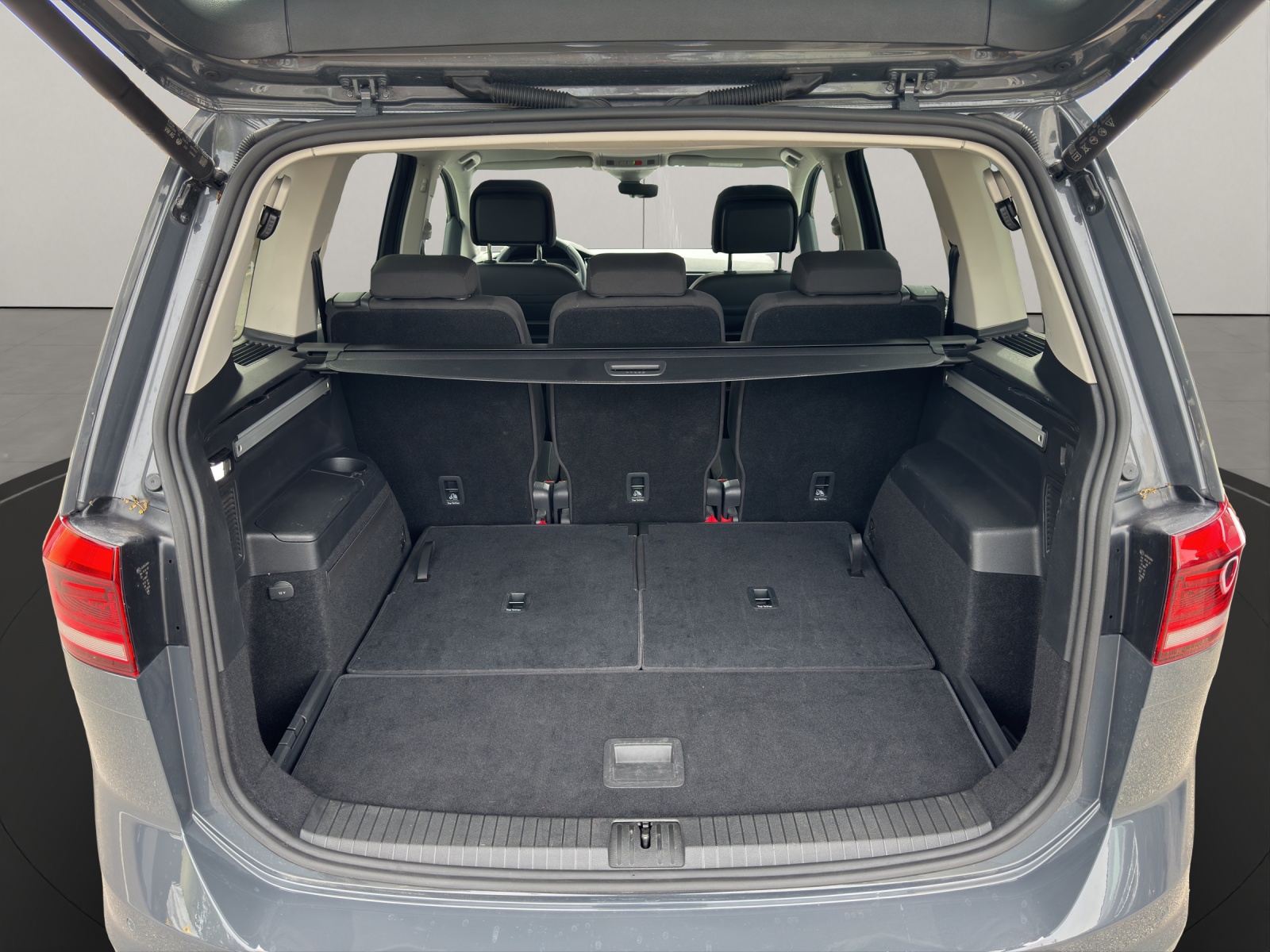 VW Touran 1.5 TSI Comfortline DSG-image-4