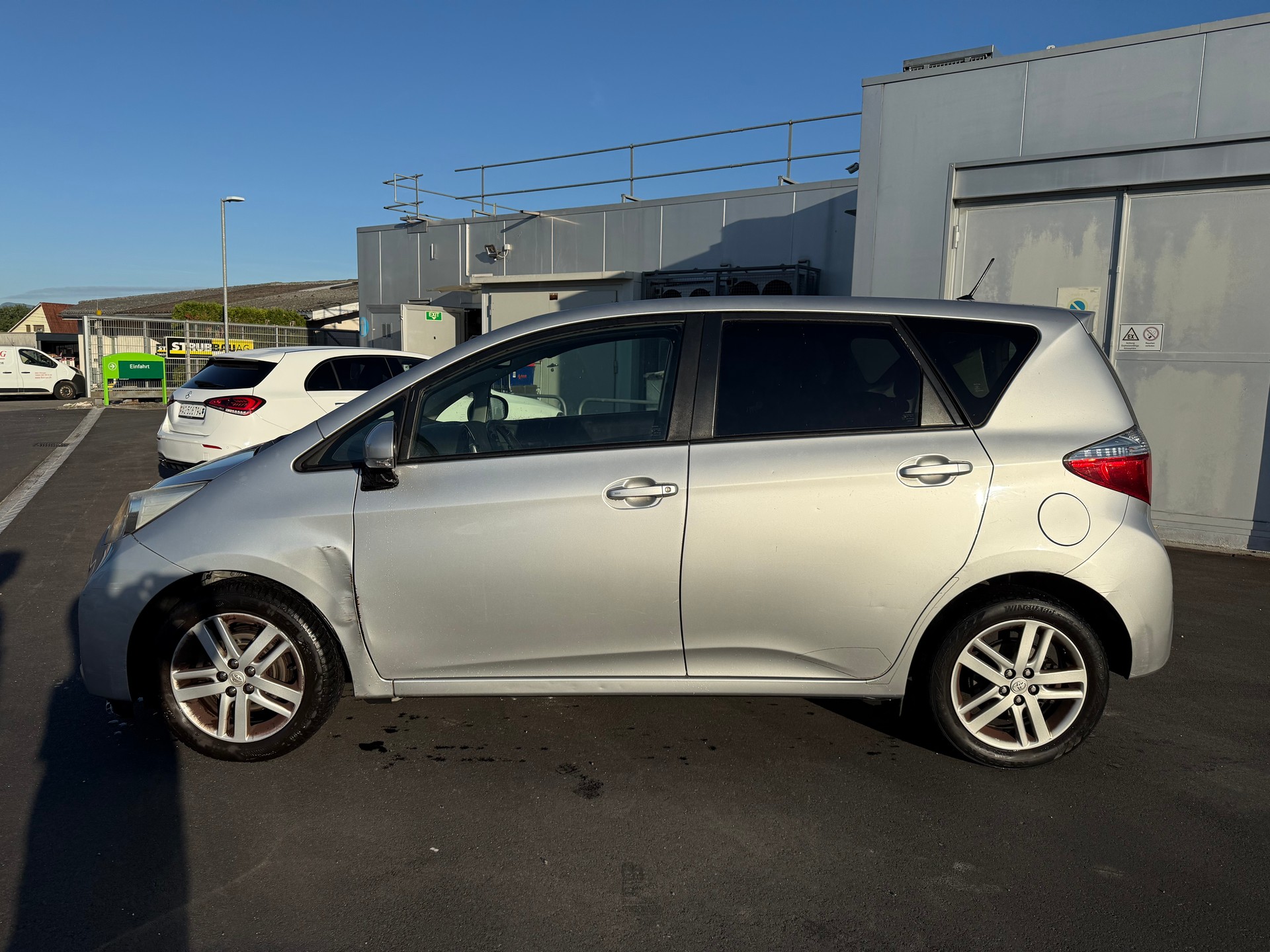 TOYOTA Verso-S 1.33 Linea Sol Multidrive S-image-2