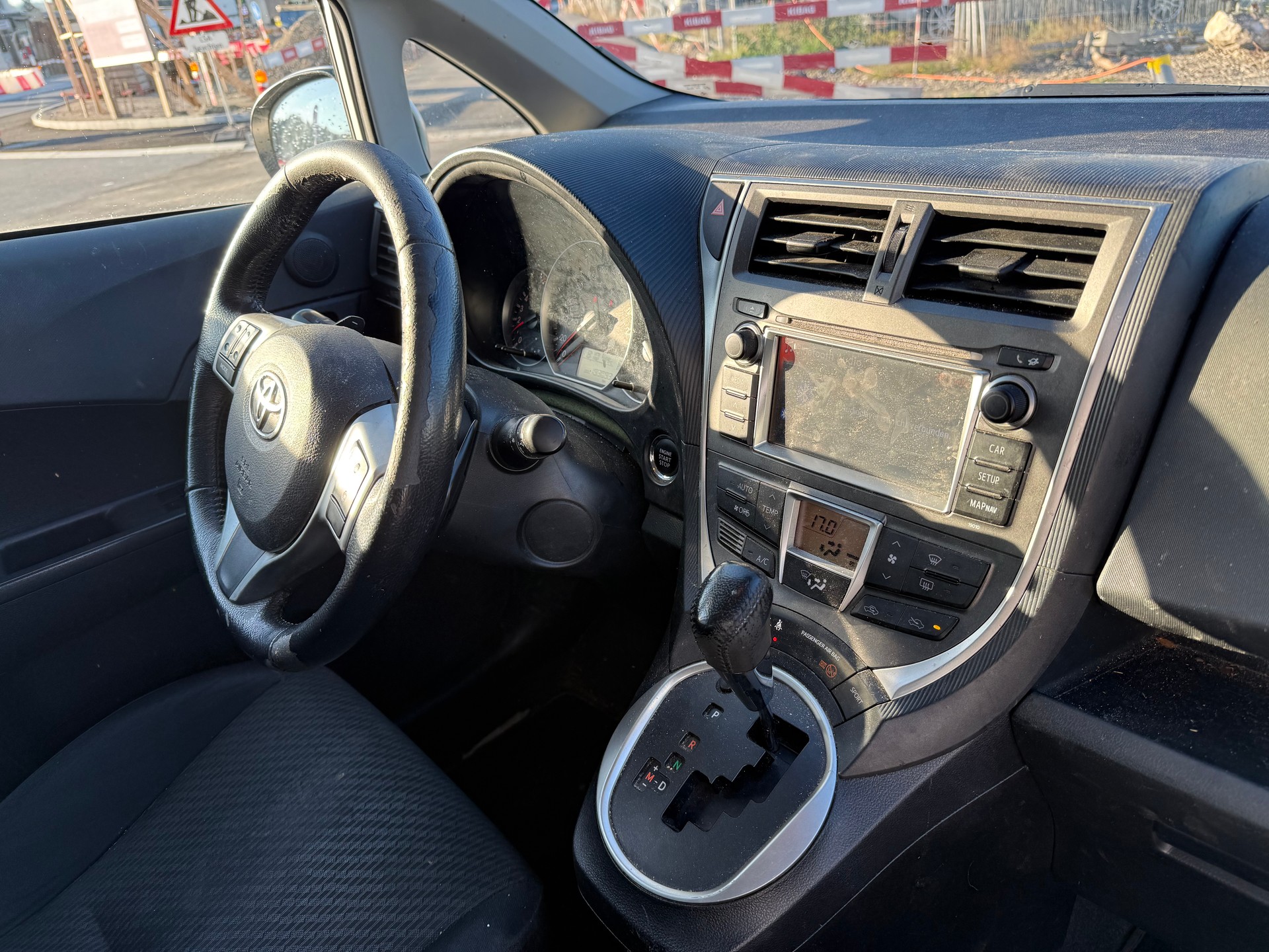 TOYOTA Verso-S 1.33 Linea Sol Multidrive S-image-10