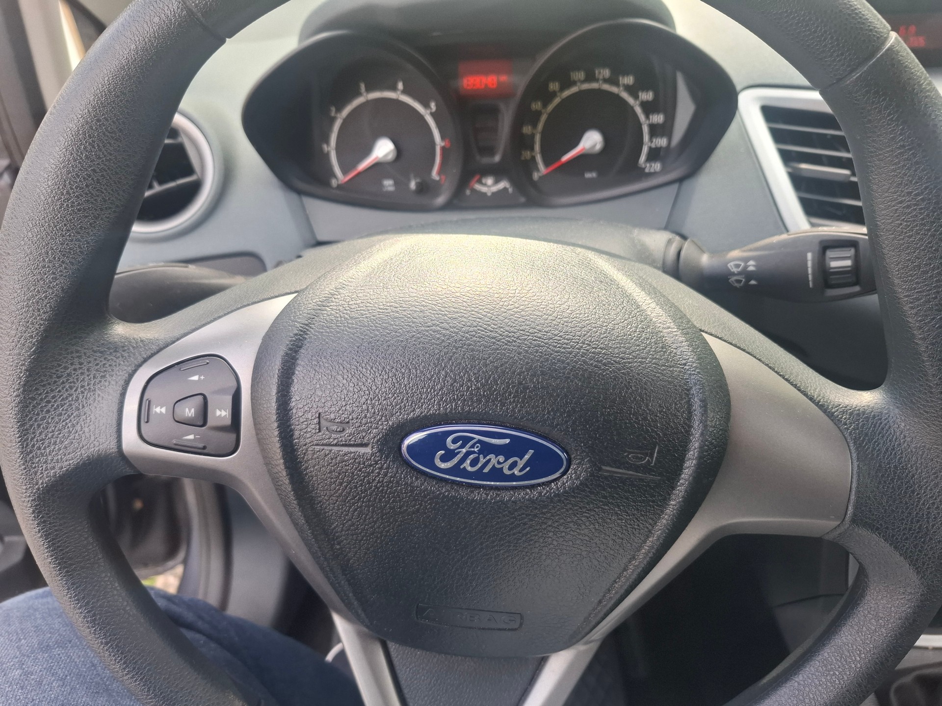 FORD Fiesta 1.25 16V Trend-image-10