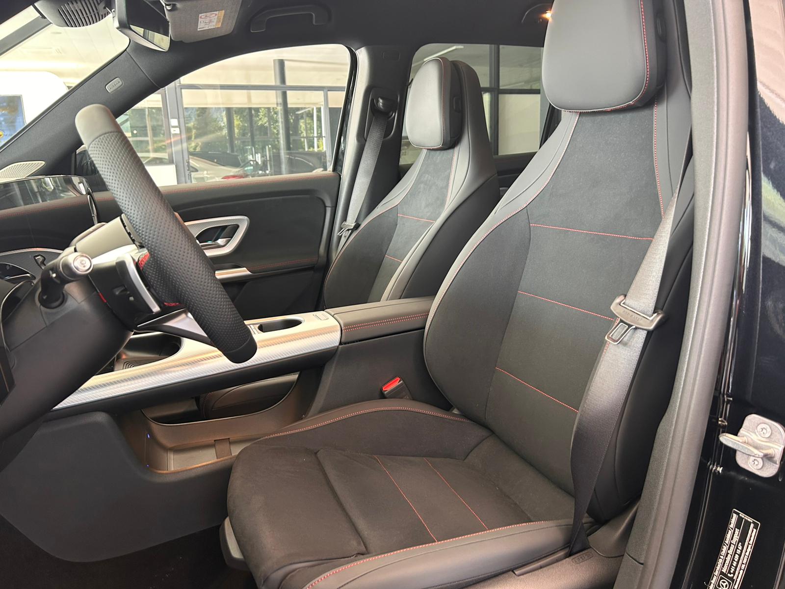 MERCEDES-BENZ GLB 220 4Matic 8G-Tronic-image-7