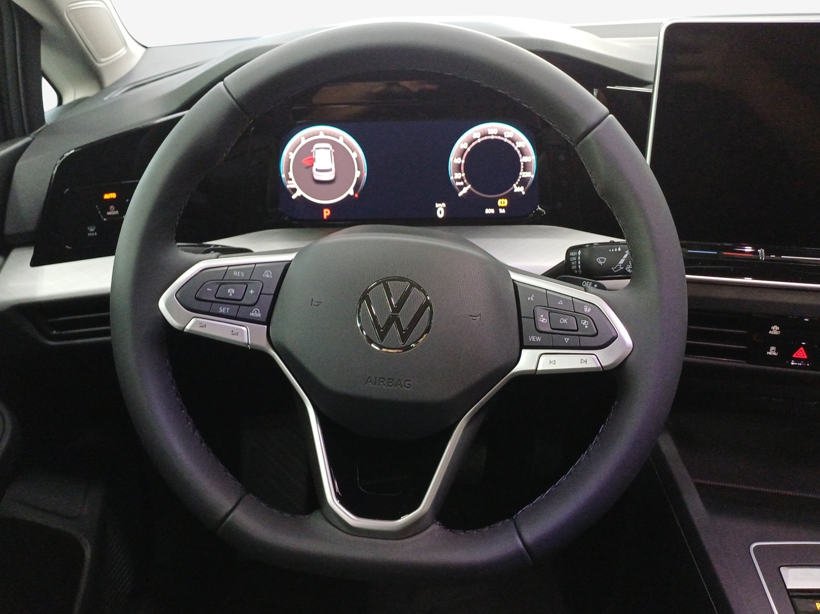 VW Golf 1.5 e TSI mHEV Value DSG-image-9